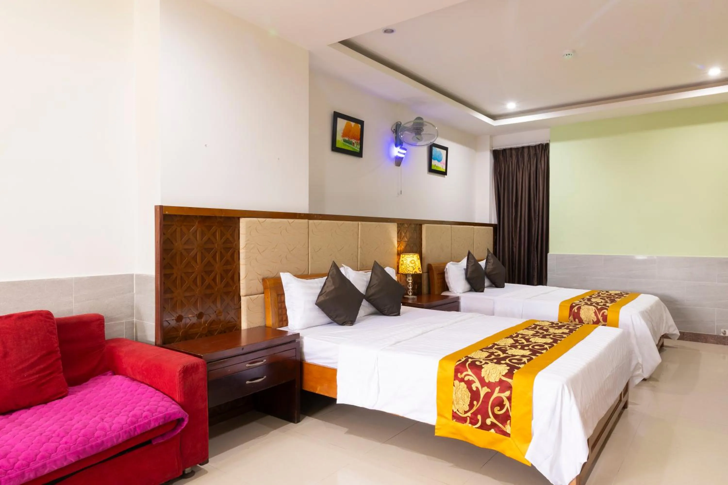 Bed in Hoang Anh Star Boutique Hotel