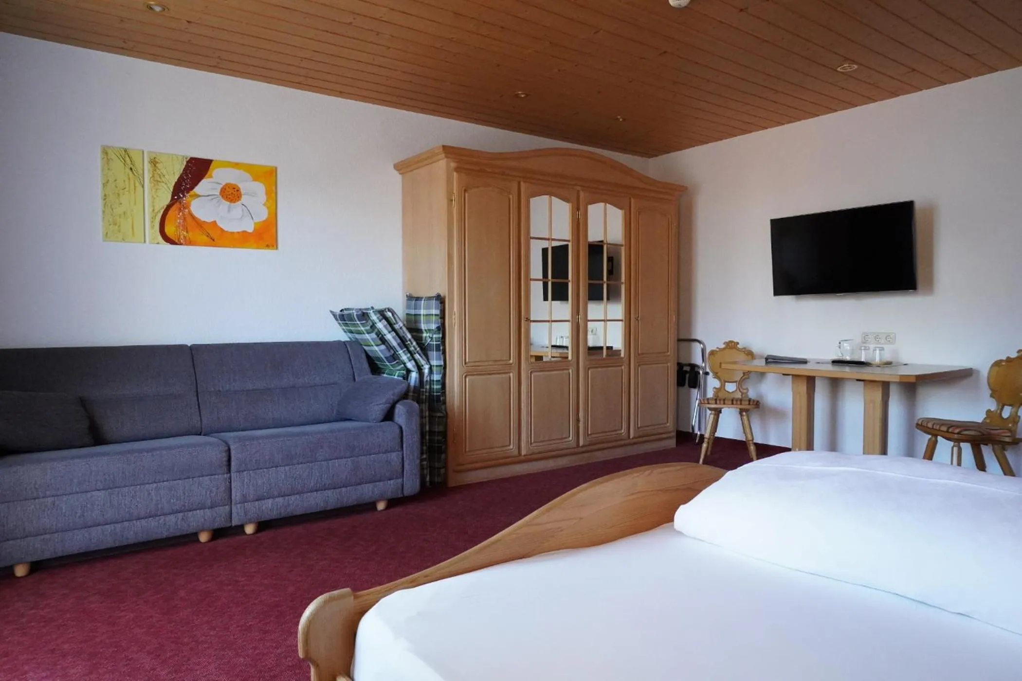Bedroom, Bed in Pension Edelweiss