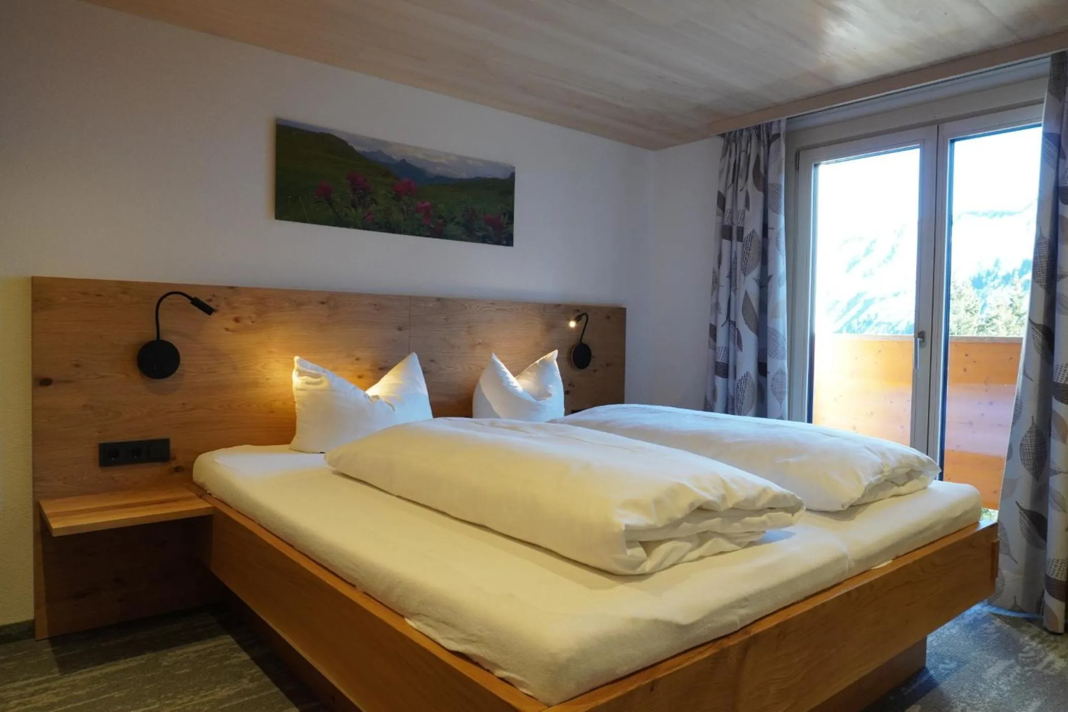 Bedroom, Bed in Pension Edelweiss
