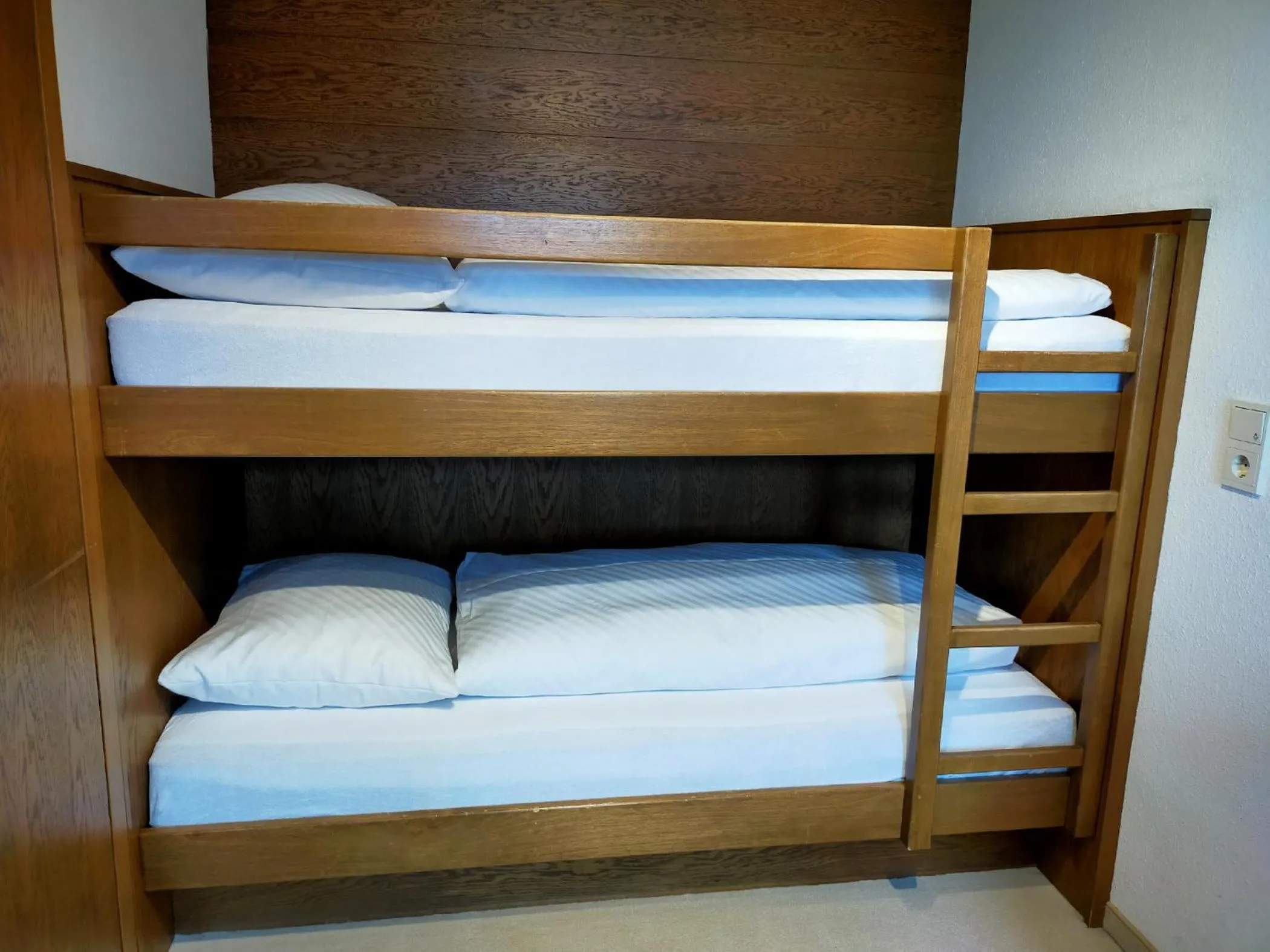 Bedroom, Bed in Pension Edelweiss