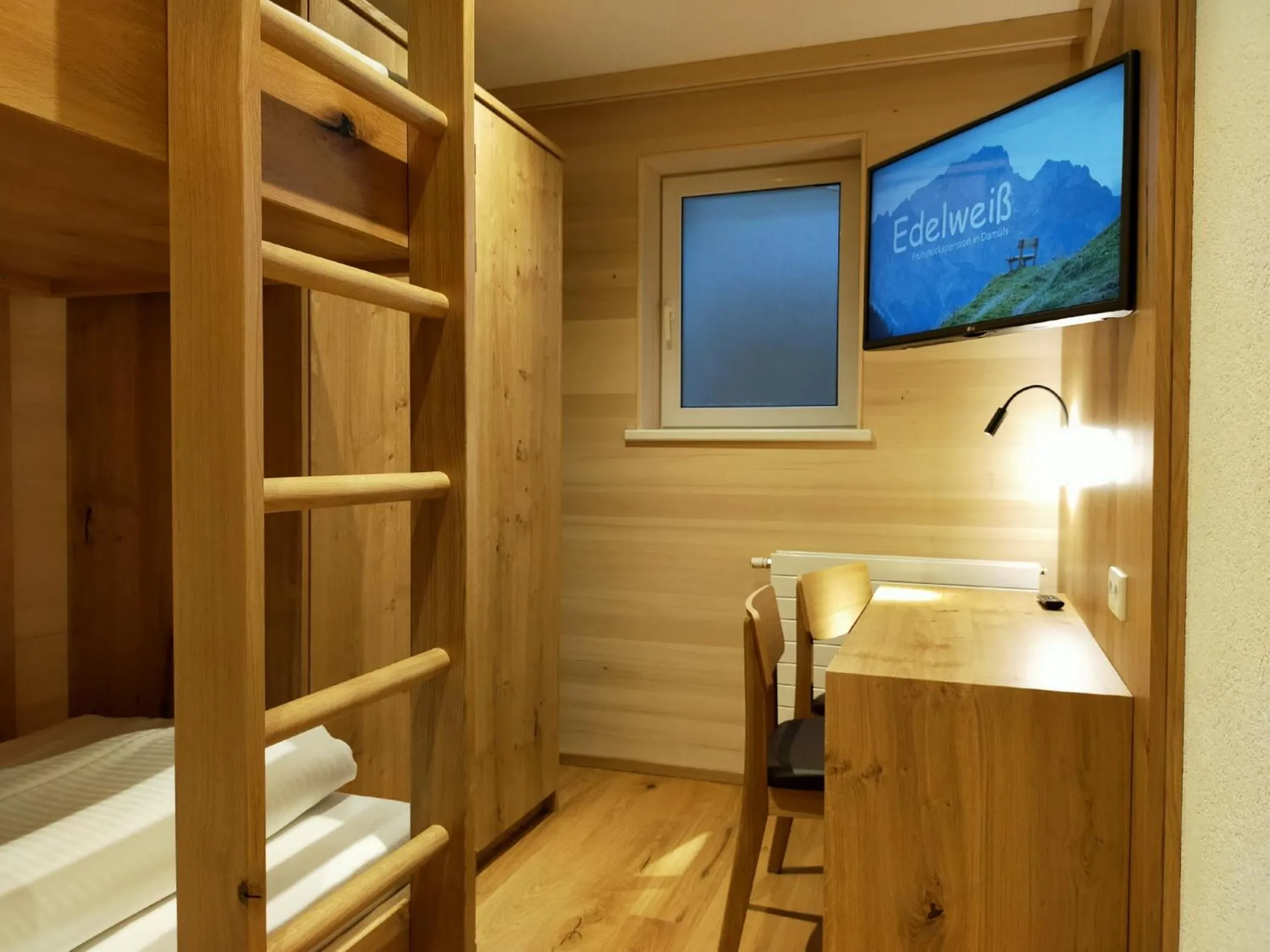 Bedroom, Bed in Pension Edelweiss