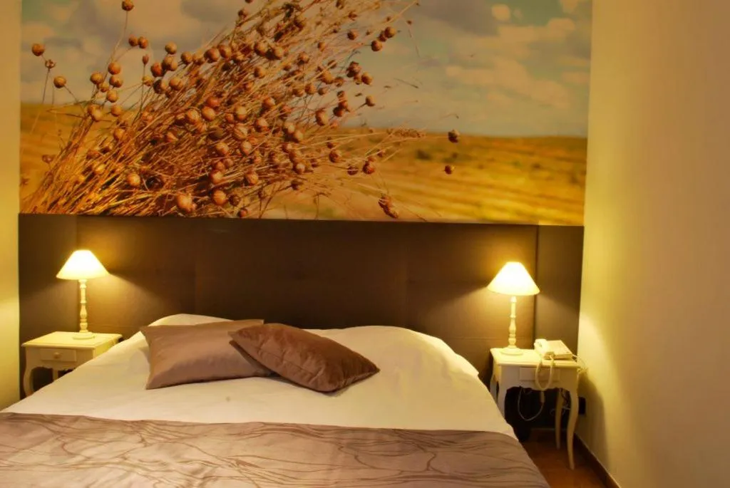 Bed in Hostellerie au Coeur du Spinois