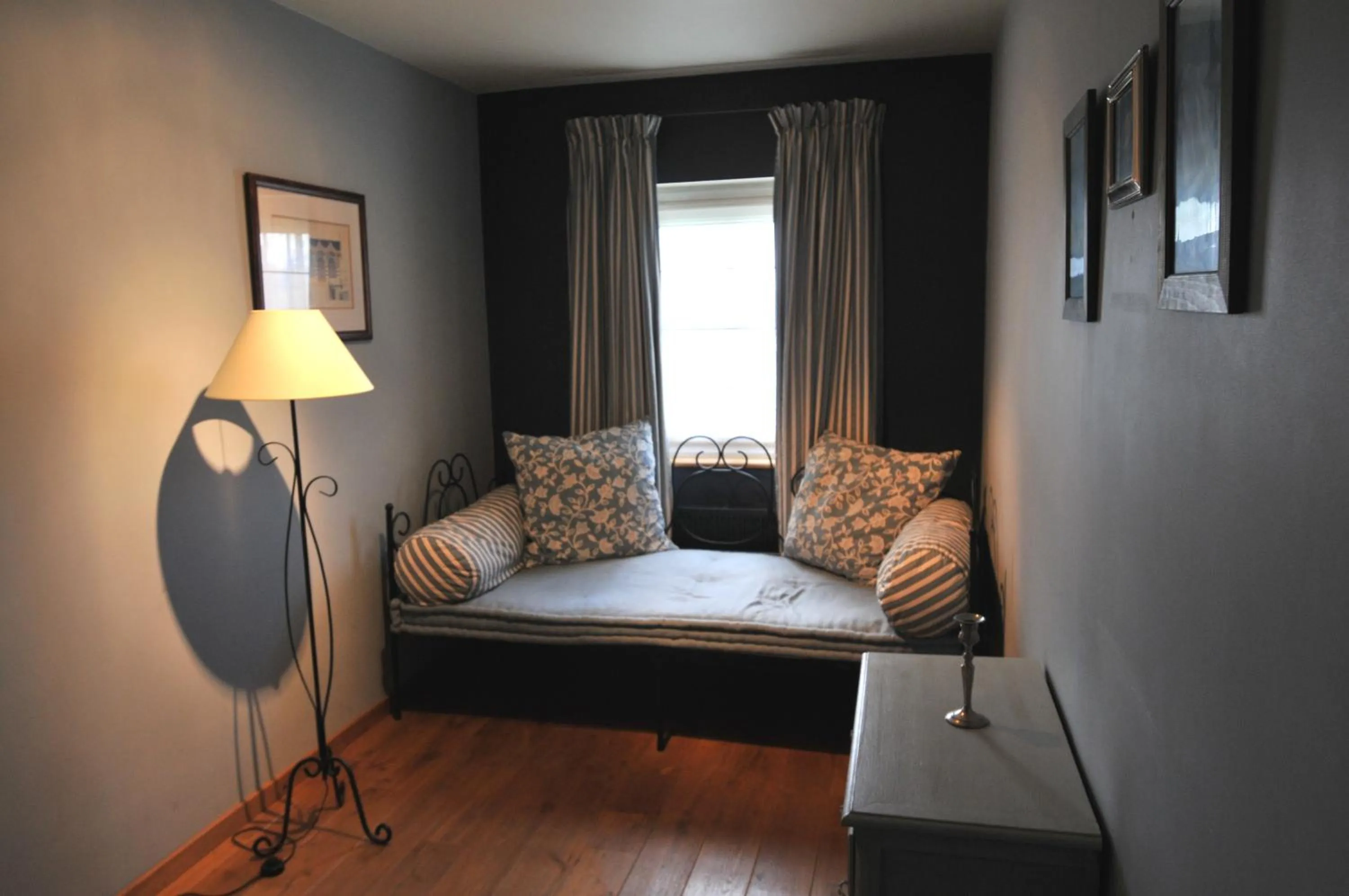 Day, Bed in Hostellerie au Coeur du Spinois