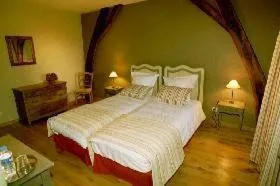 Photo of the whole room, Bed in Hostellerie au Coeur du Spinois