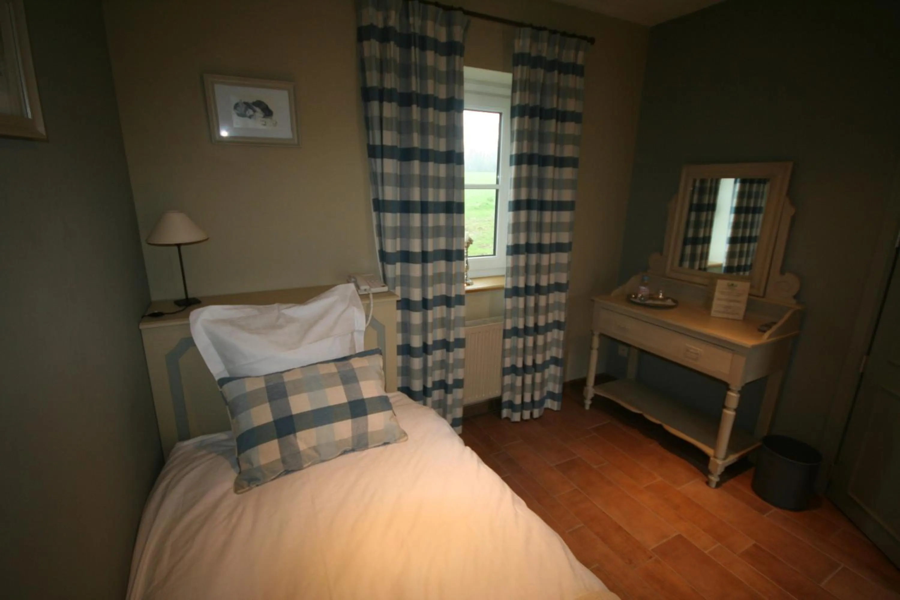 Day, Bed in Hostellerie au Coeur du Spinois