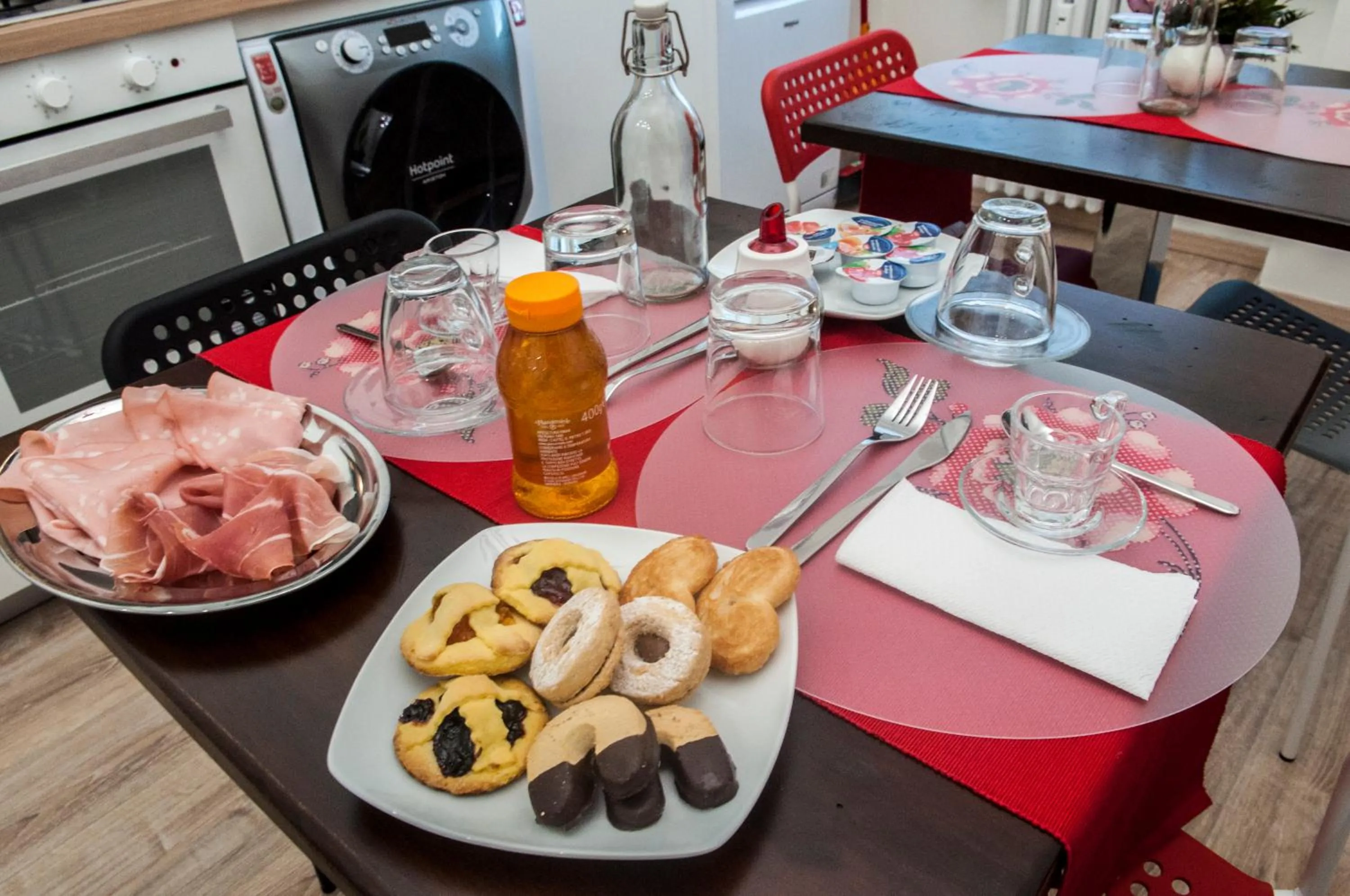 Communal lounge/ TV room in A Casa di Benny
