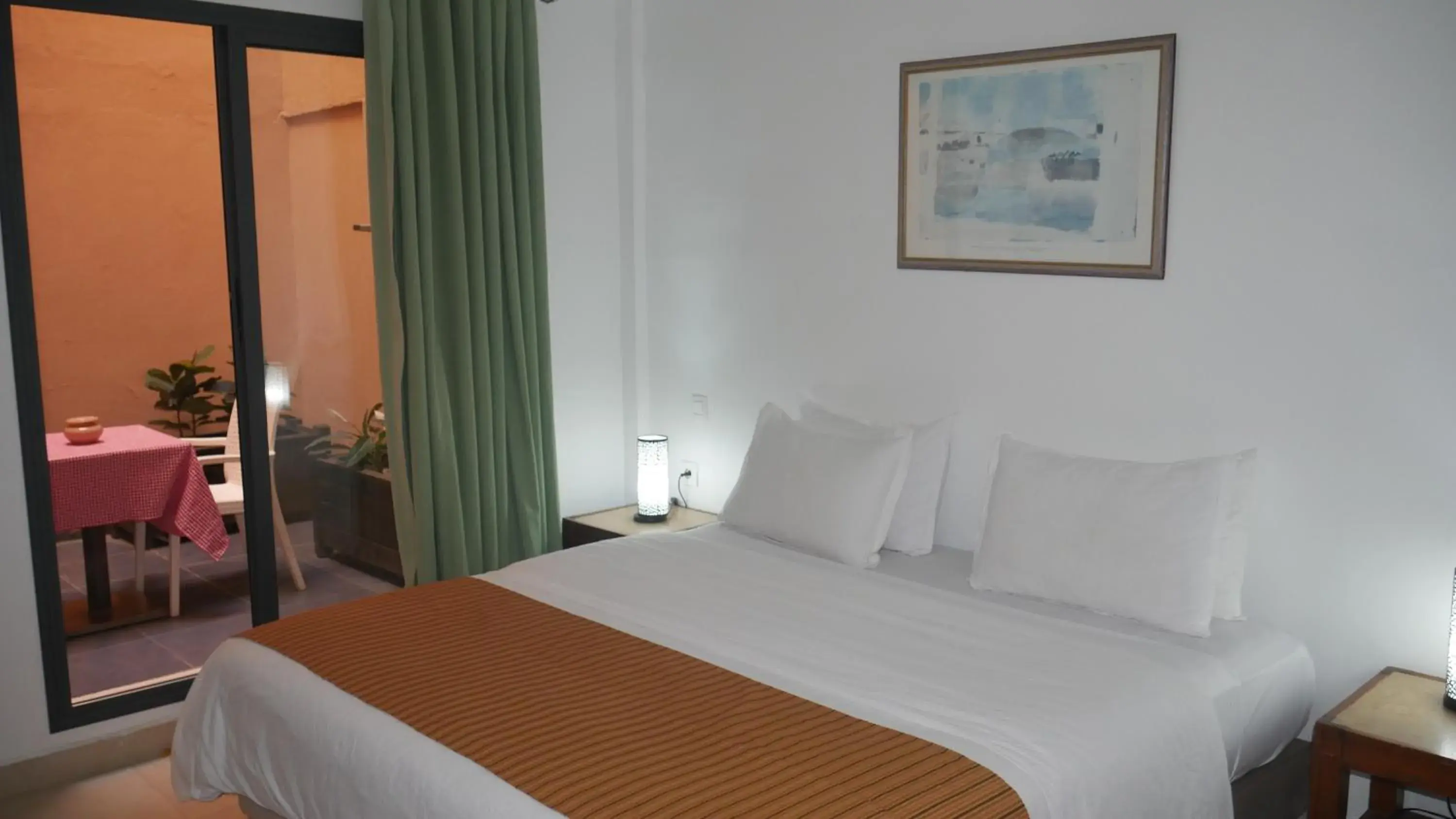 Double Room in Rose Valley Hotel Double Room in Rose Valley Hotel