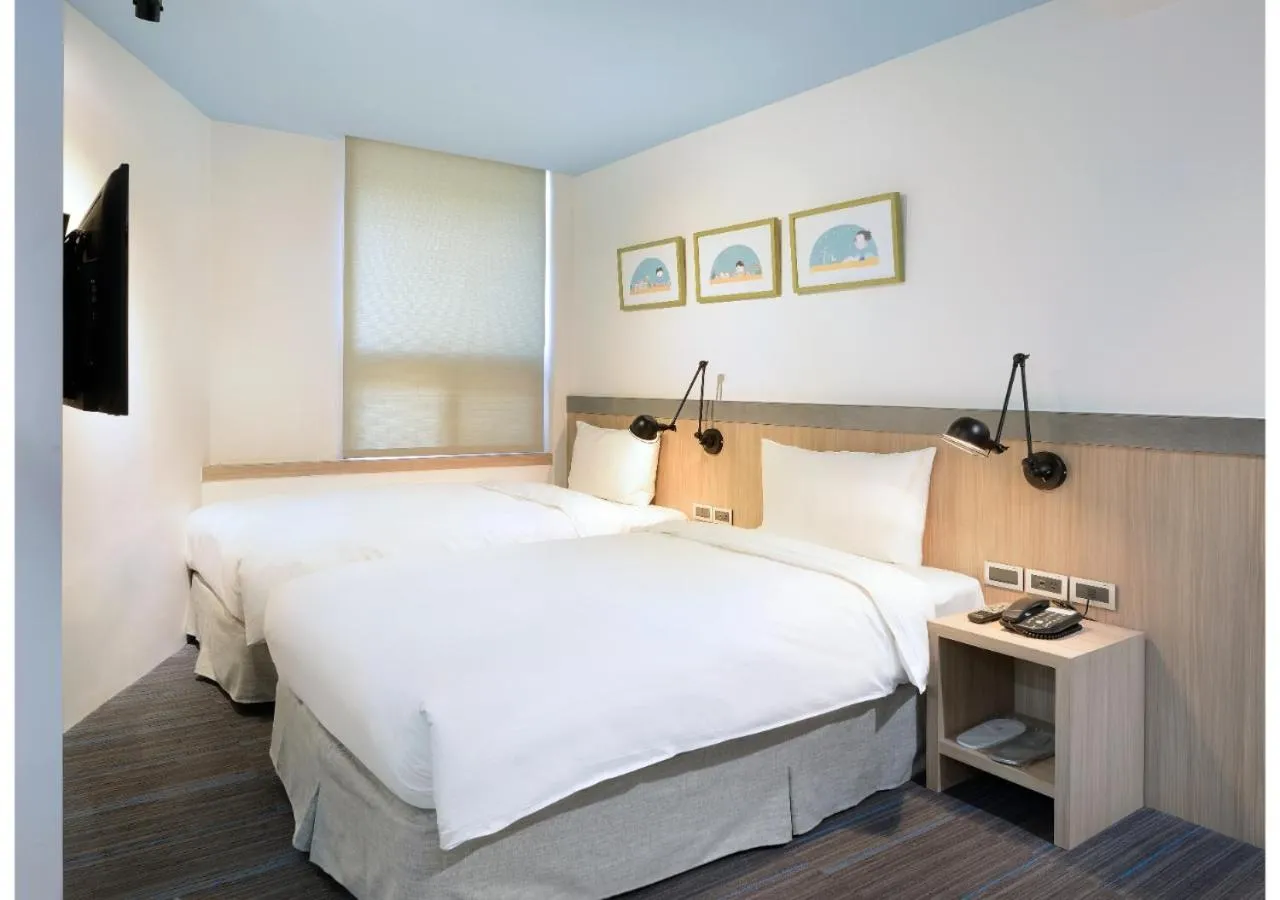 On site, Bed in Hommie Inn