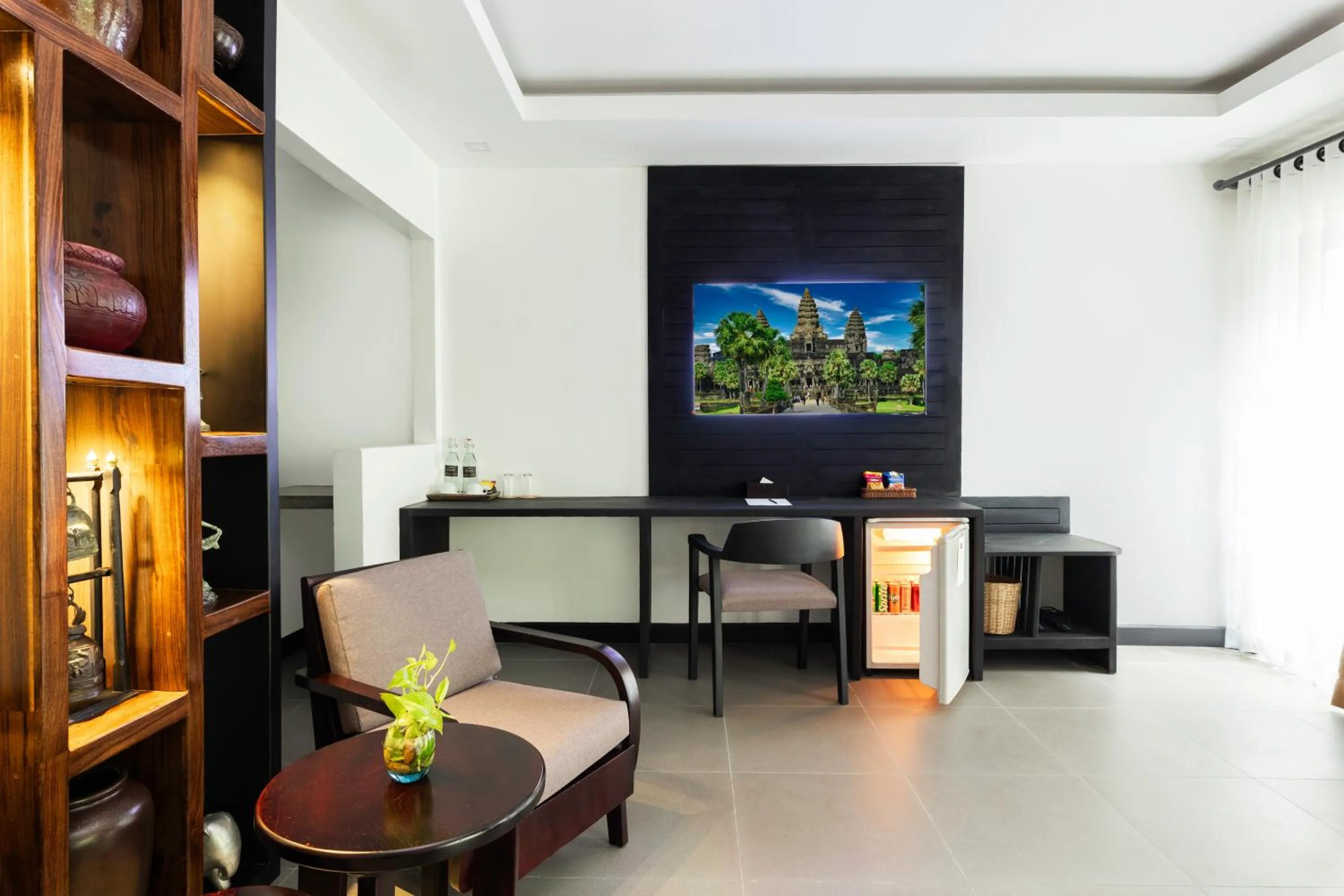 Communal lounge/ TV room in Peak Elite Boutique