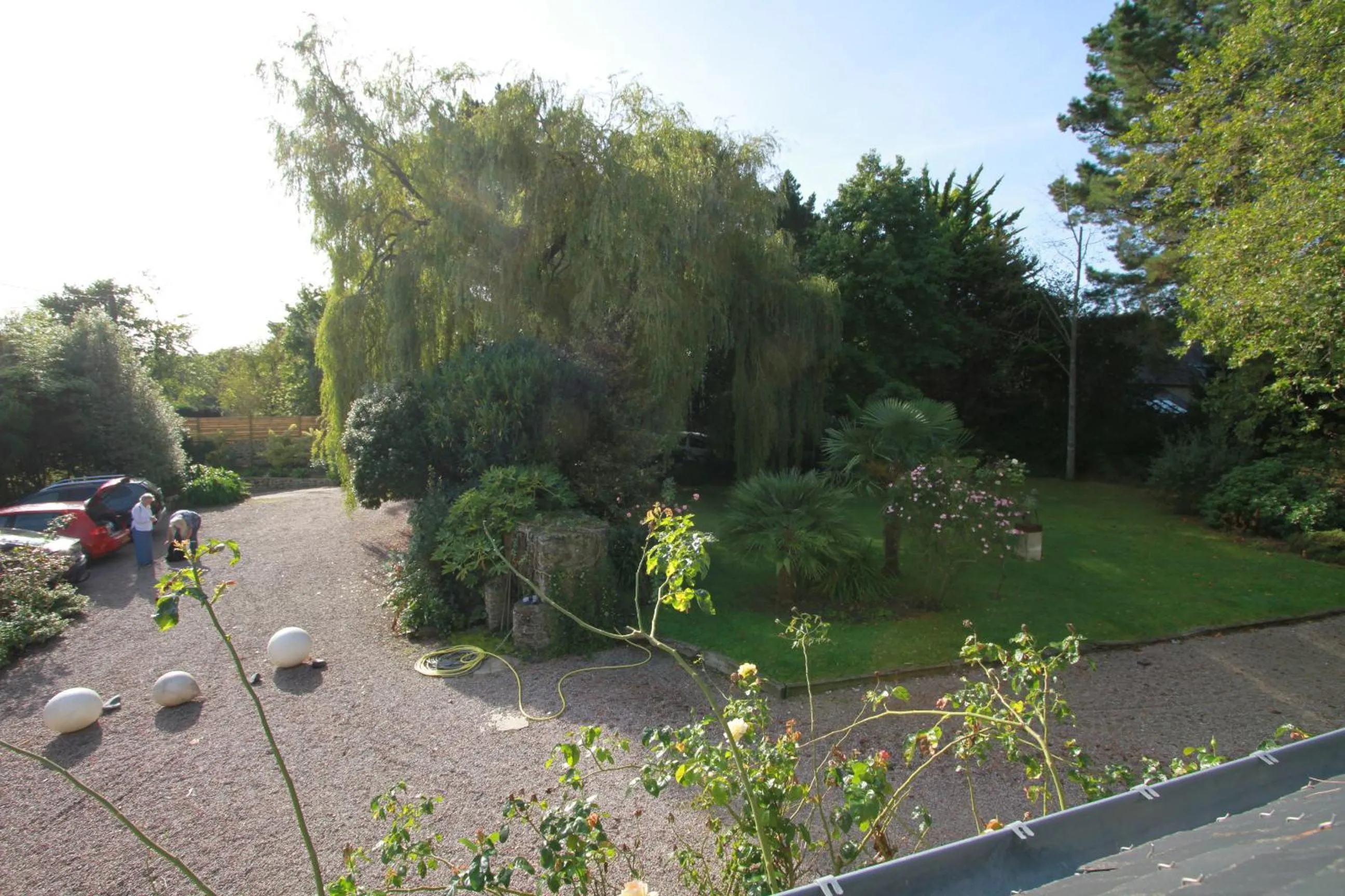 Garden view in La Haute Flourie - bed and breakfast -chambres d'hôtes