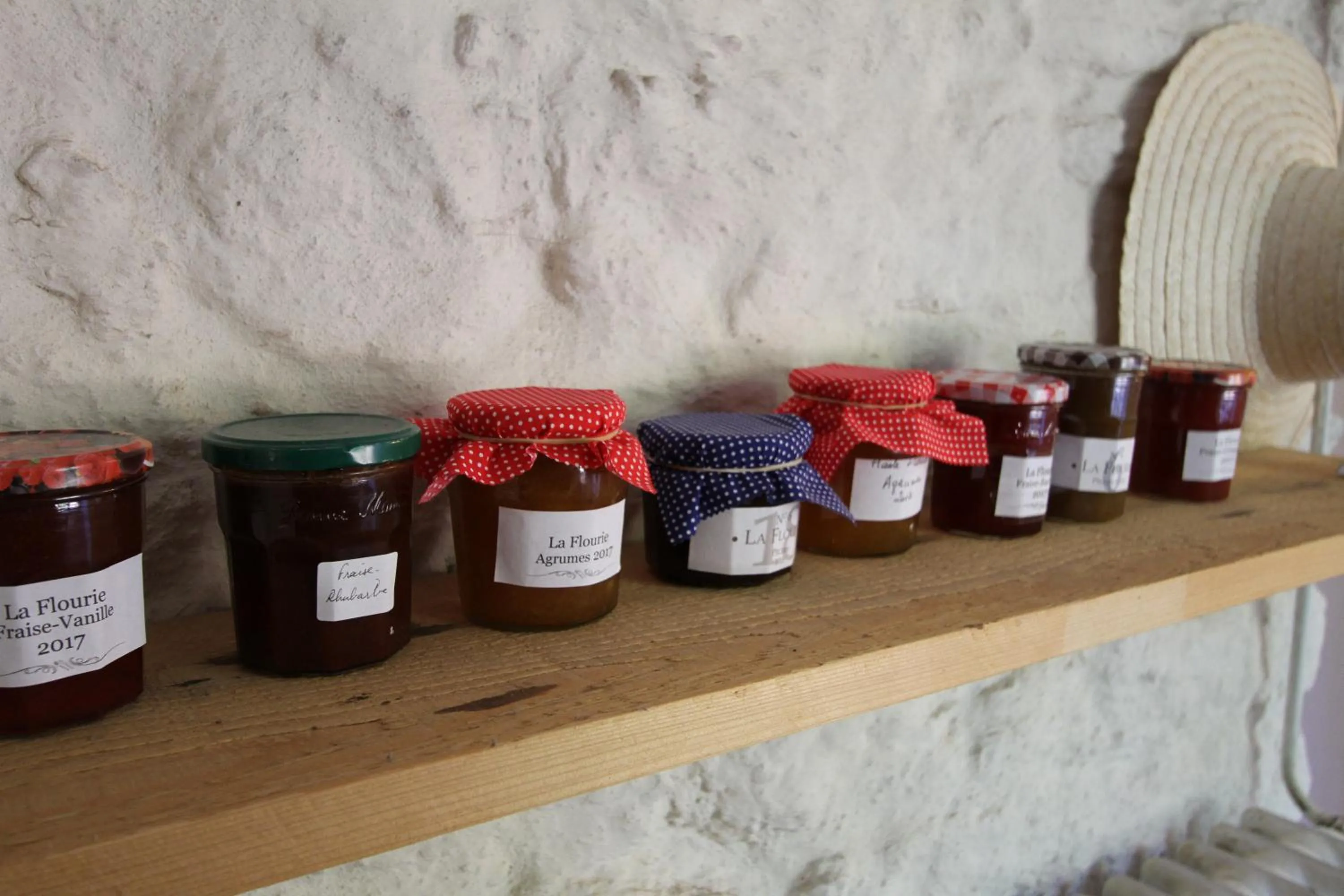 Continental breakfast in La Haute Flourie - bed and breakfast -chambres d'hôtes