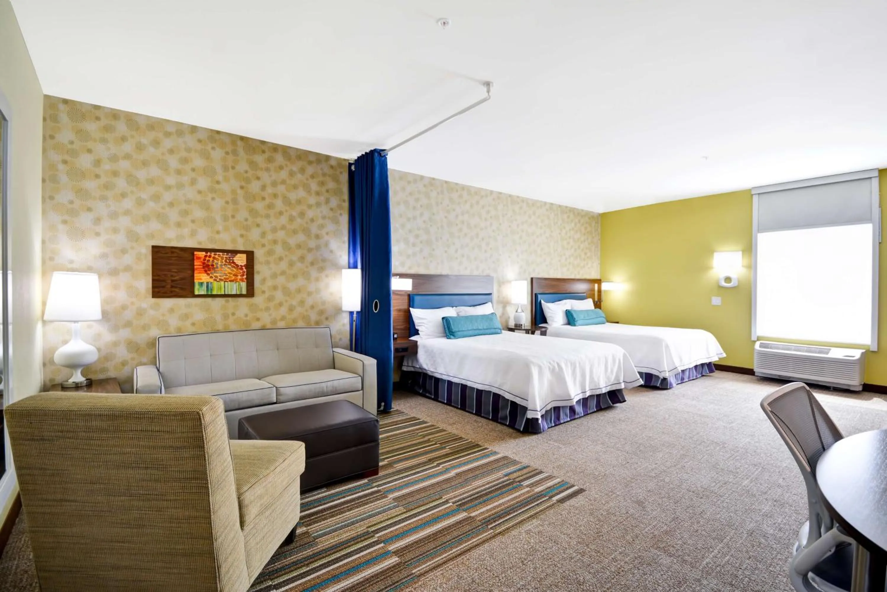 Bed in Home2 Suites By Hilton Fort Worth Southwest Cityview