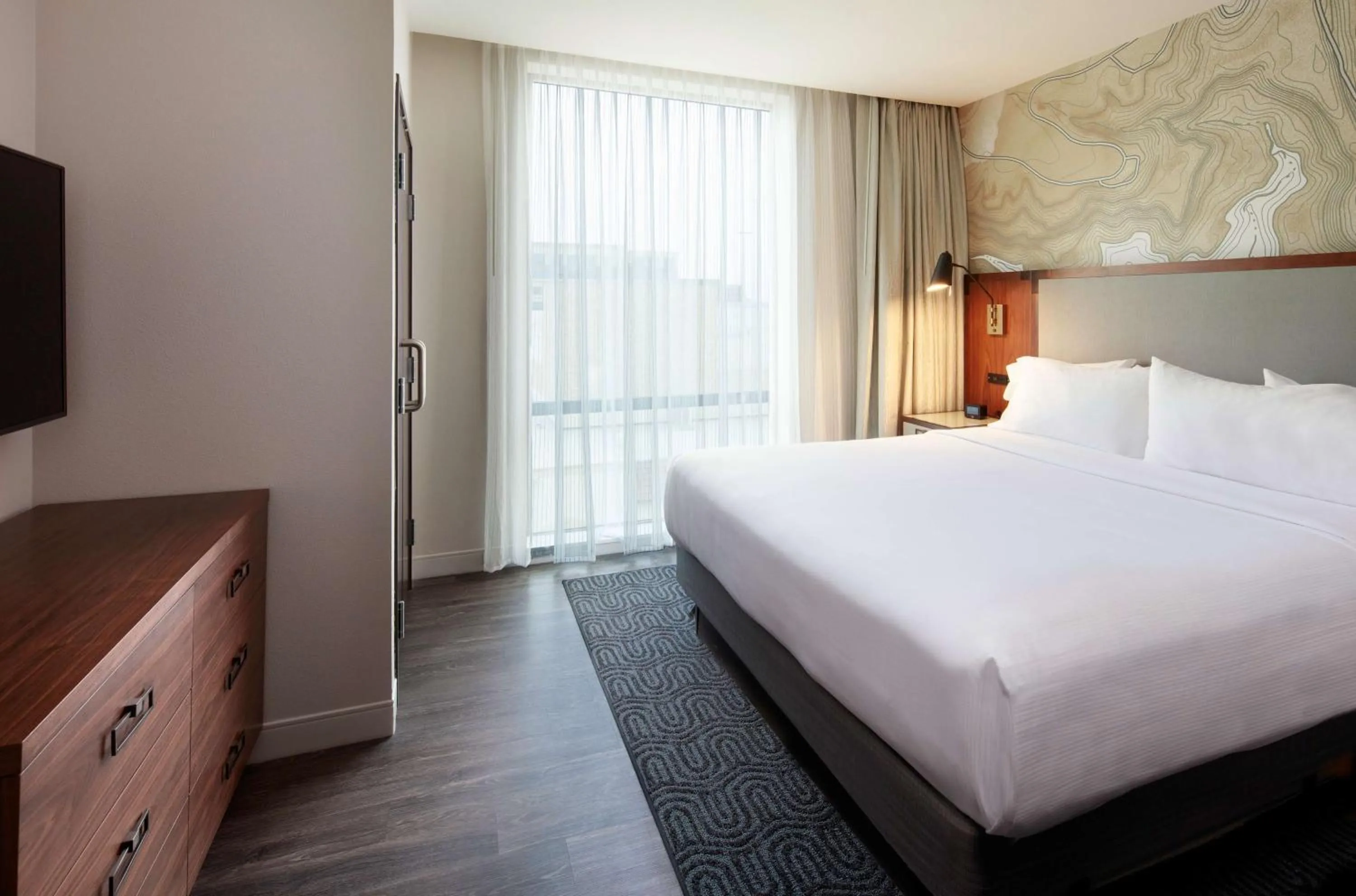 Bedroom, Bed in Embassy Suites Amarillo Downtown