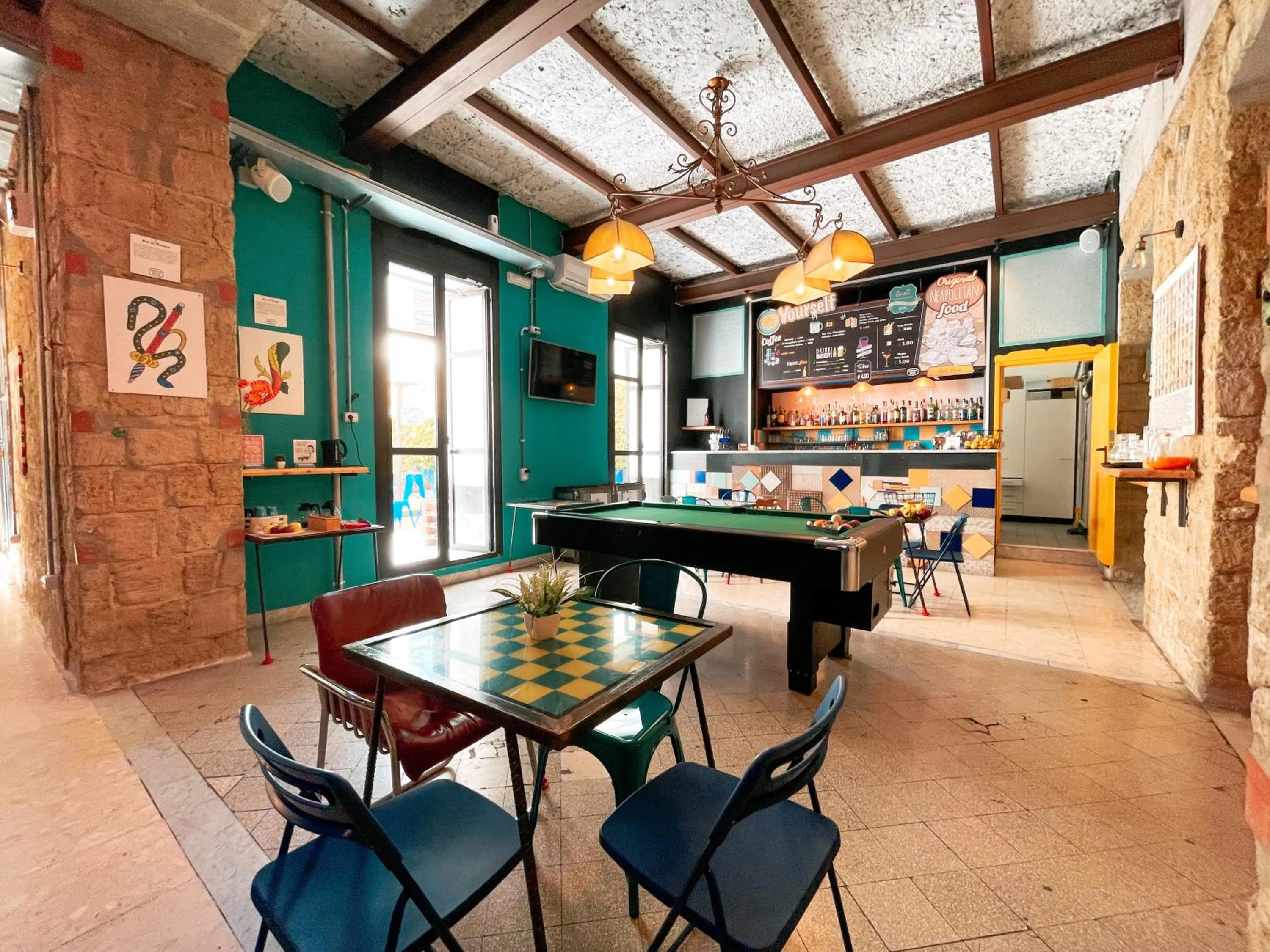 Billiard in Ostello Bello Napoli
