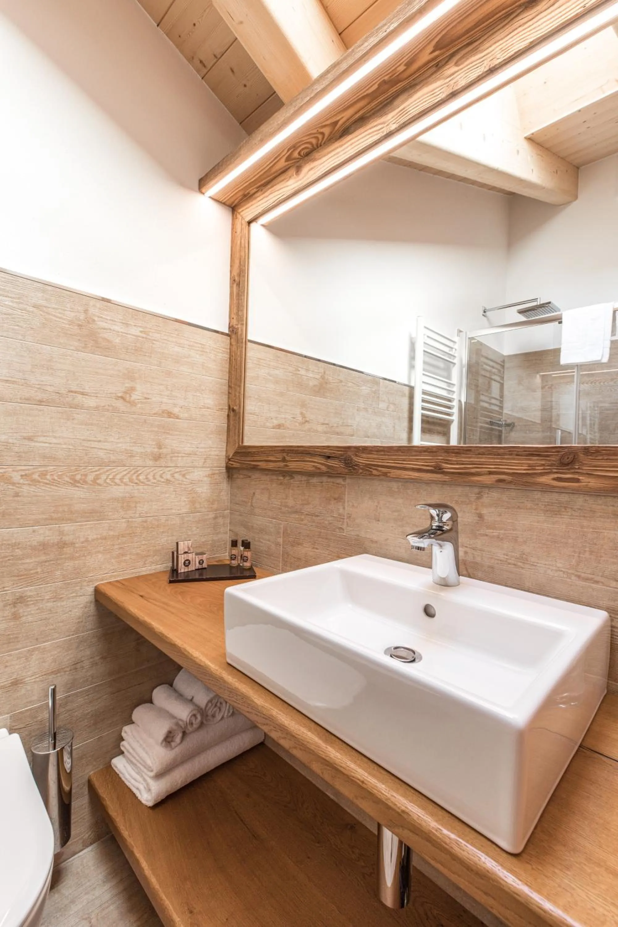 Bathroom in Garni Maso San Michele