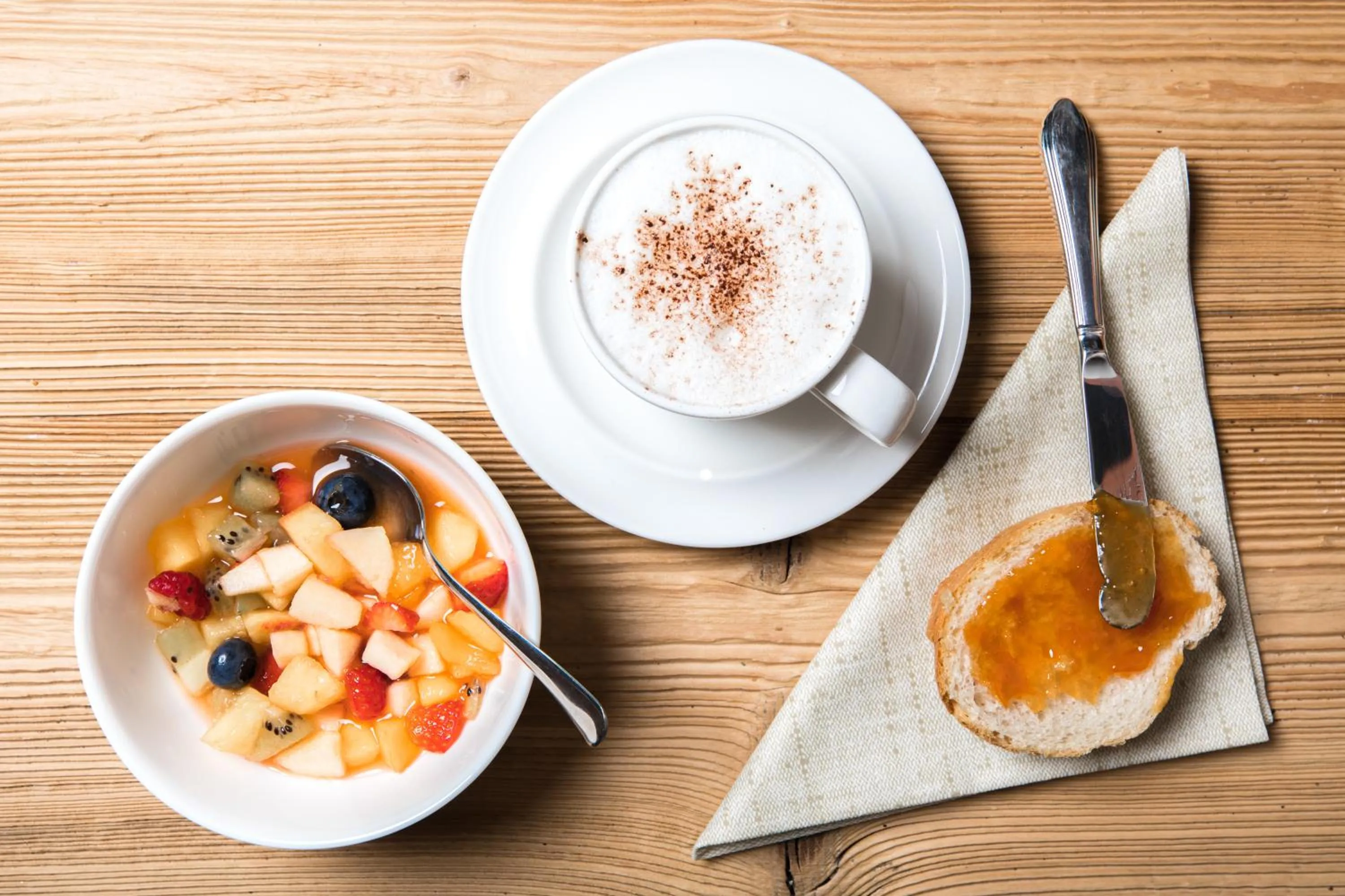 Food and drinks in Garni Maso San Michele