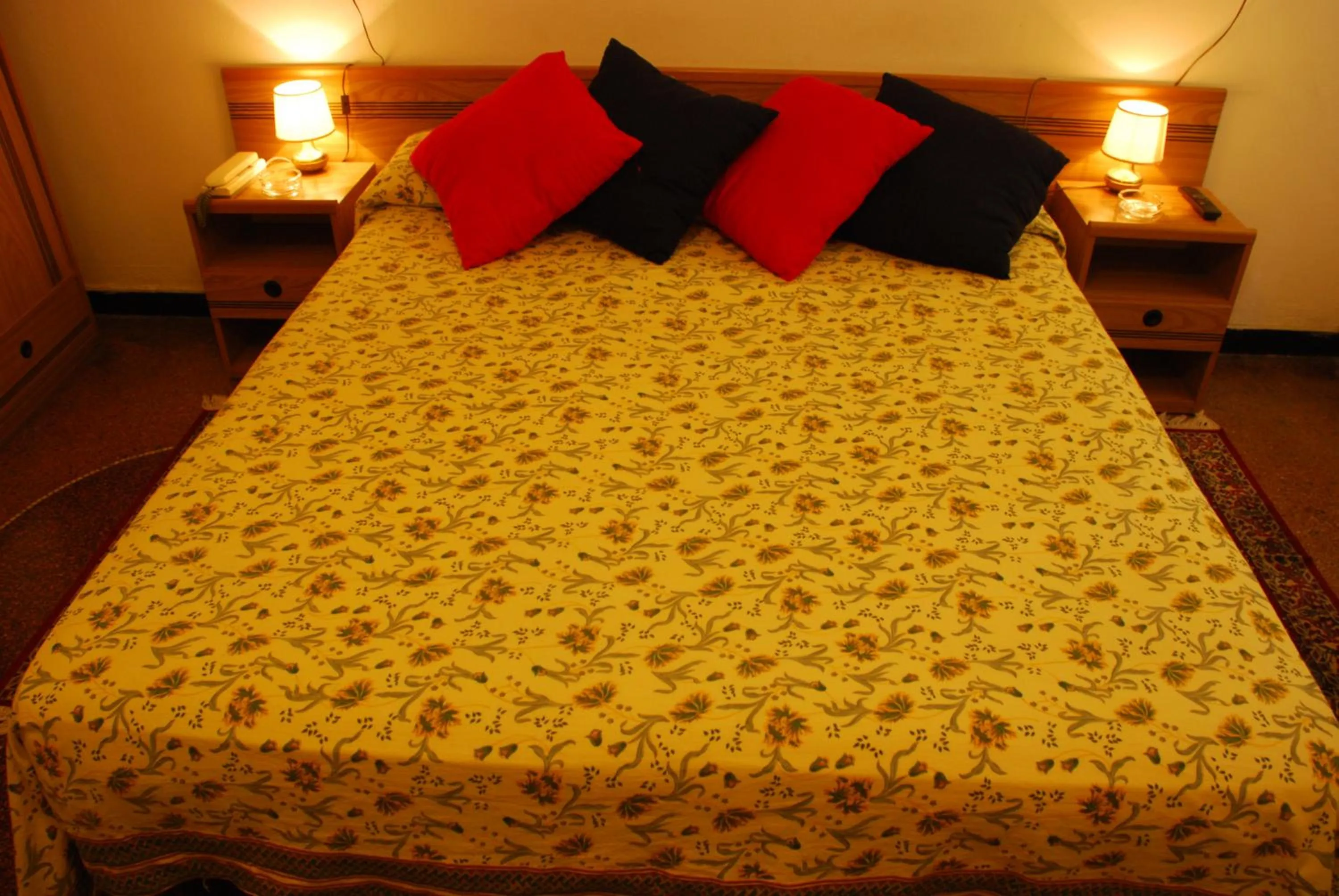 Photo of the whole room, Bed in Hotel Major