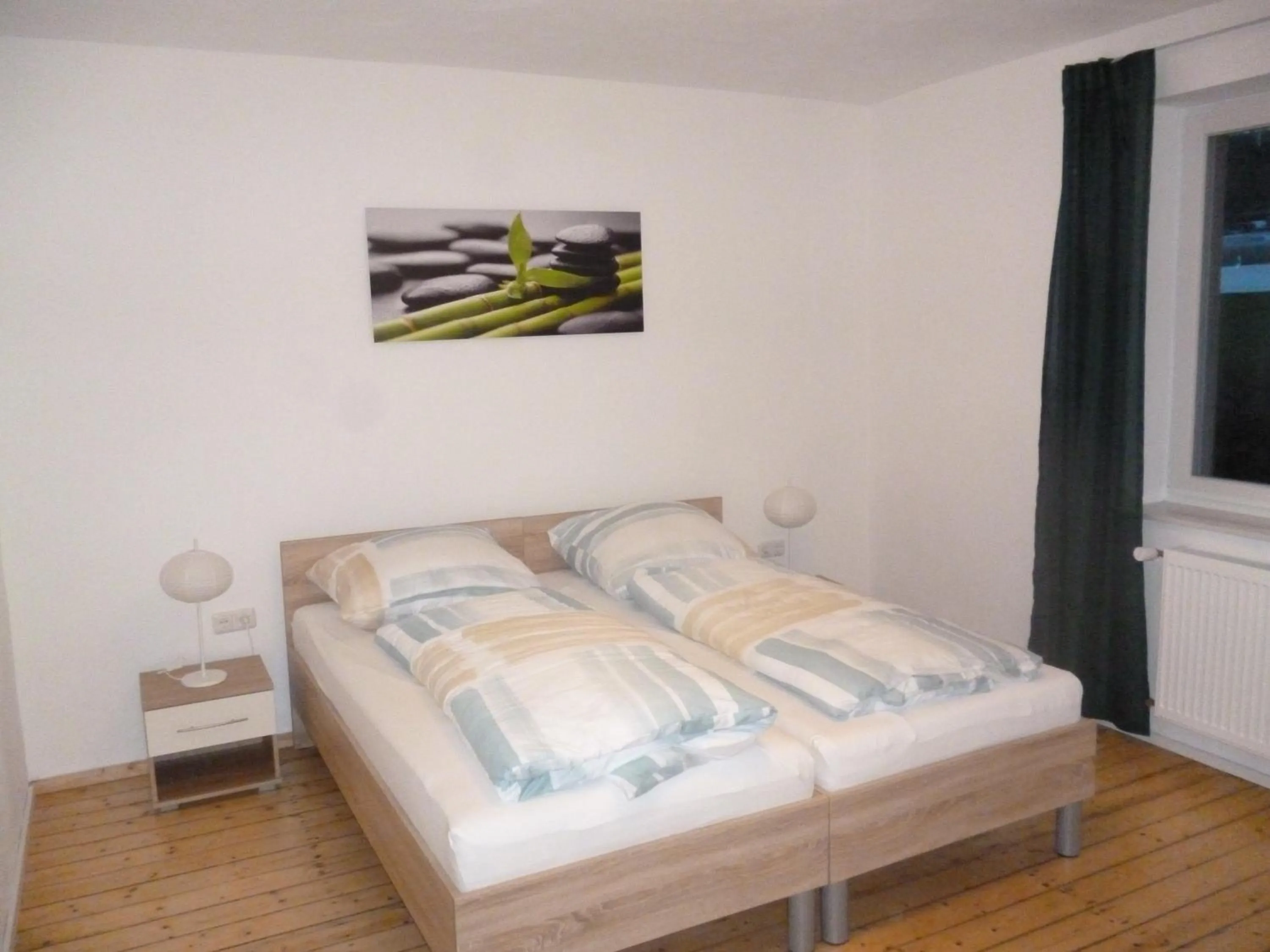 Bedroom, Bed in Gästehaus Laßbruch