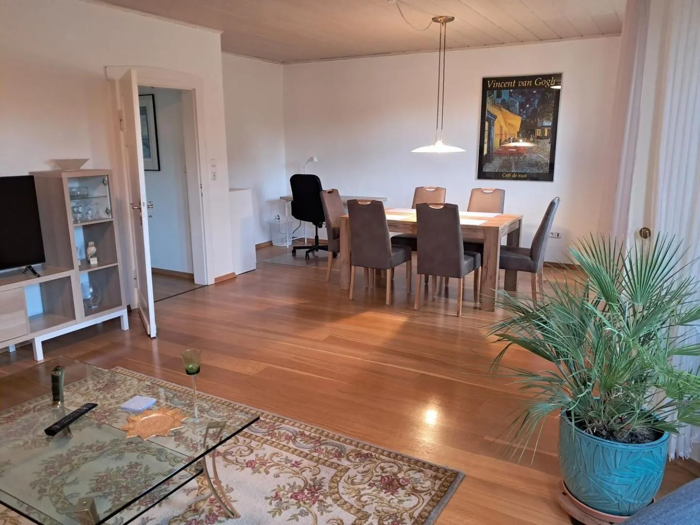 Dining area in Gästehaus Laßbruch