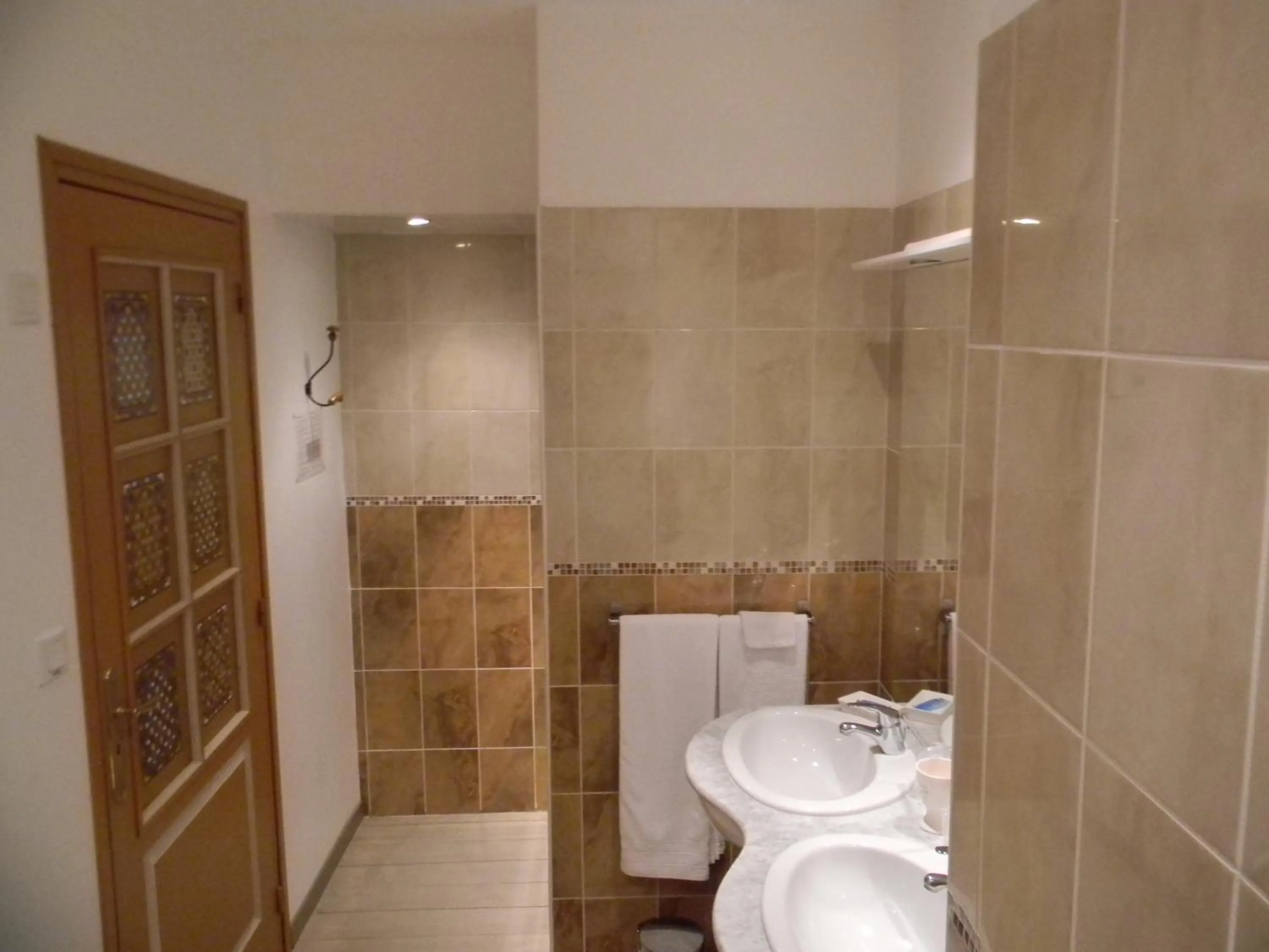 Bathroom in Le Logis d'ANTIGNY