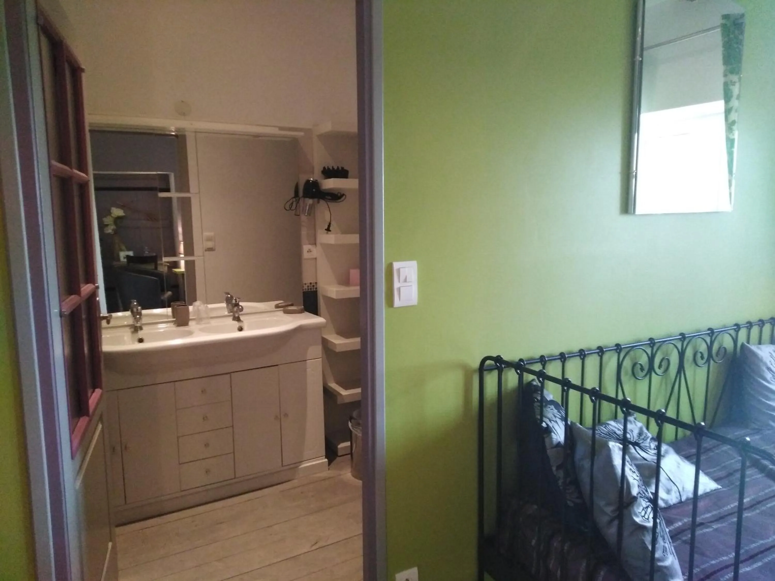 Bathroom in Le Logis d'ANTIGNY