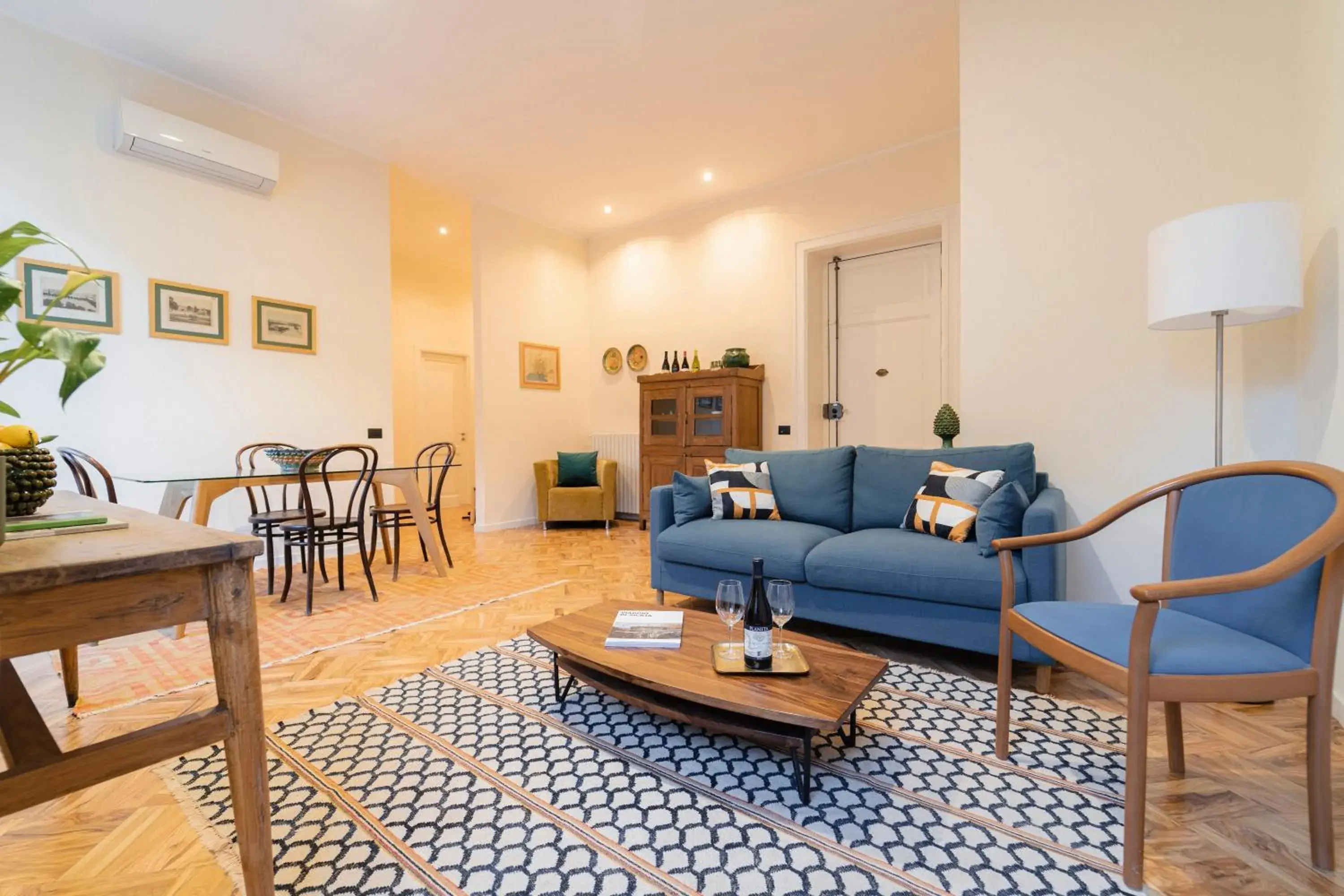 Two-Bedroom Apartment in Palazzo Planeta Two-Bedroom Apartment in Palazzo Planeta