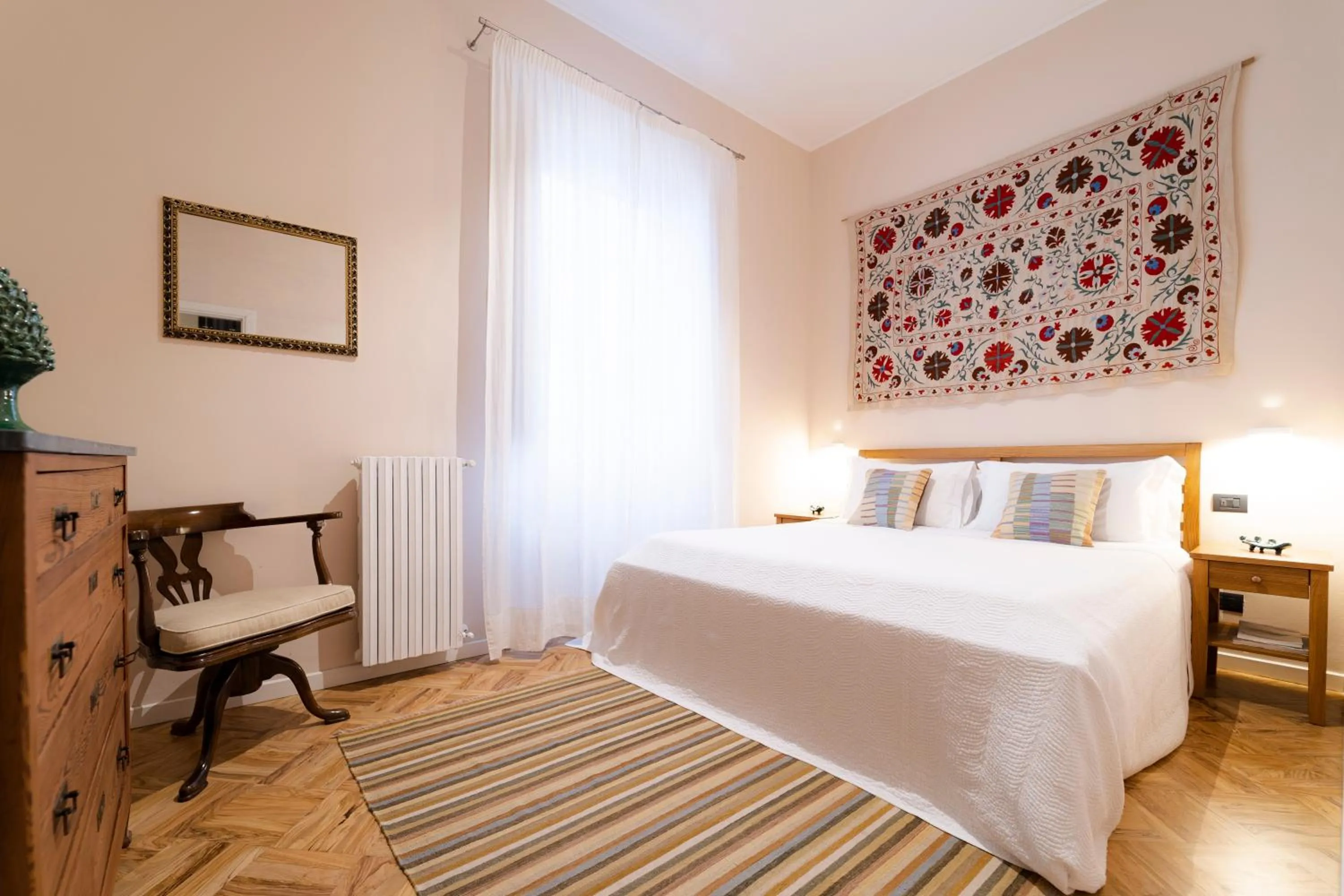 Bedroom, Bed in Palazzo Planeta