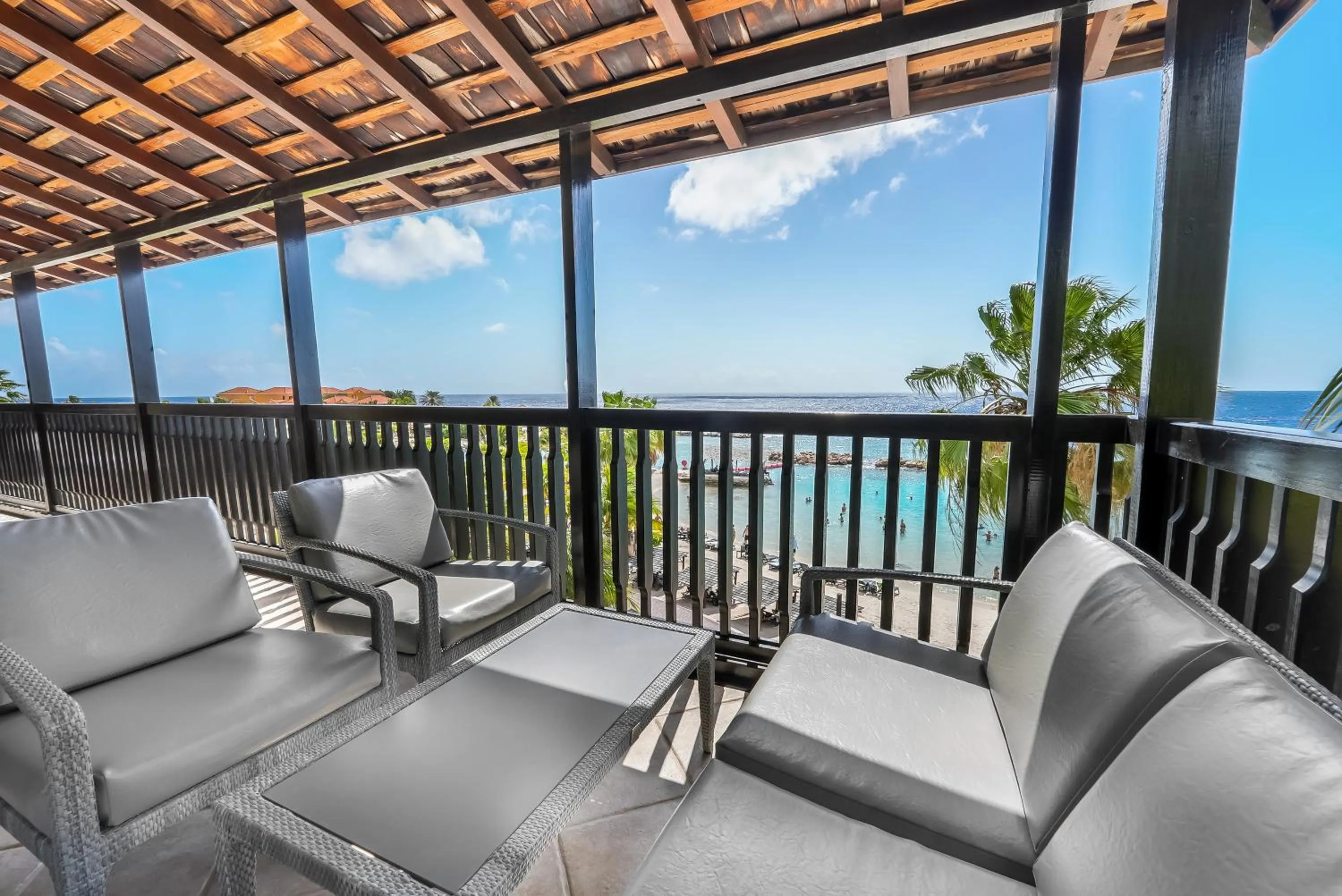 Balcony/Terrace in LionsDive Beach Resort