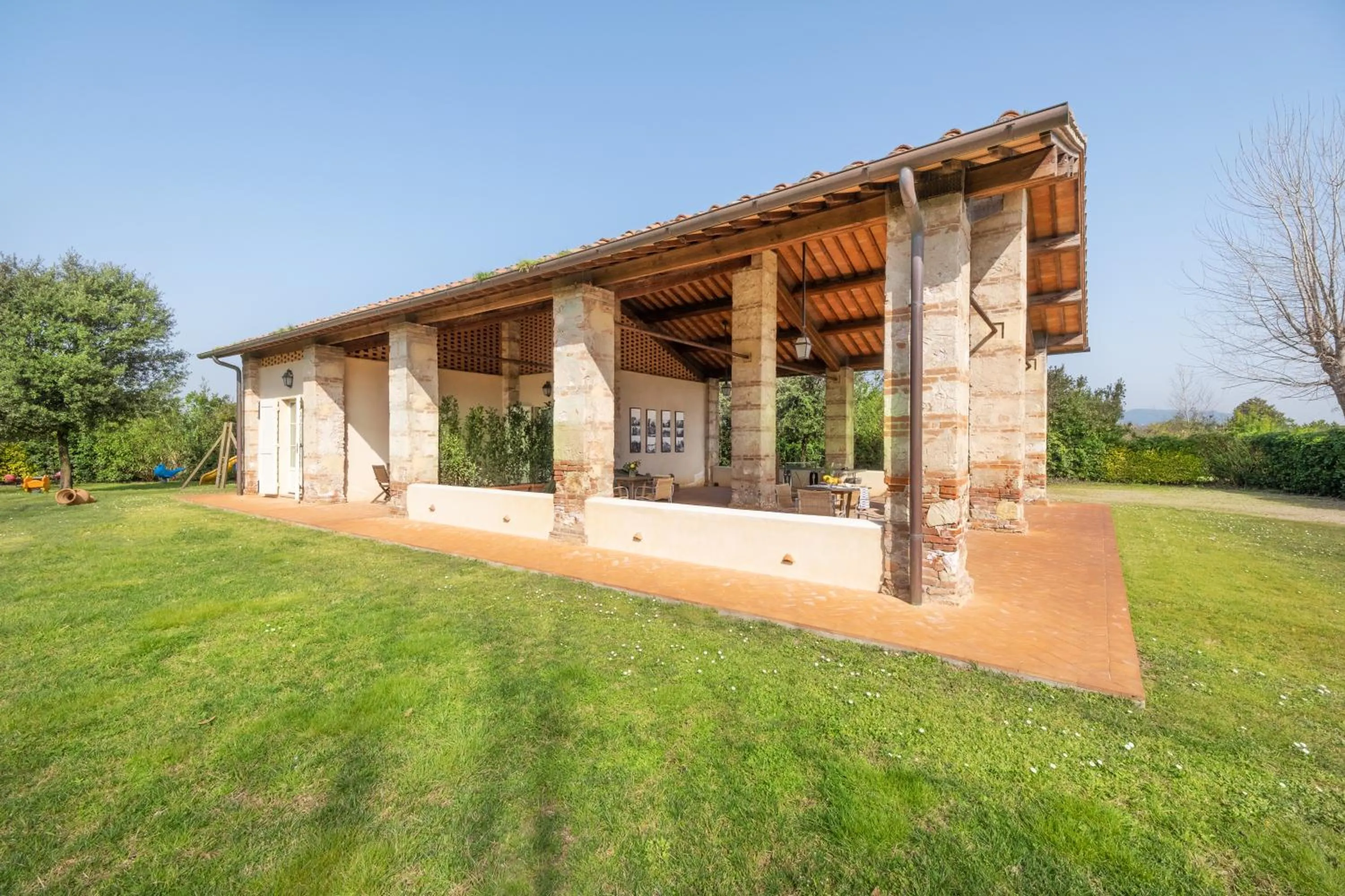 Garden in B&B Borgo di Pratavecchie