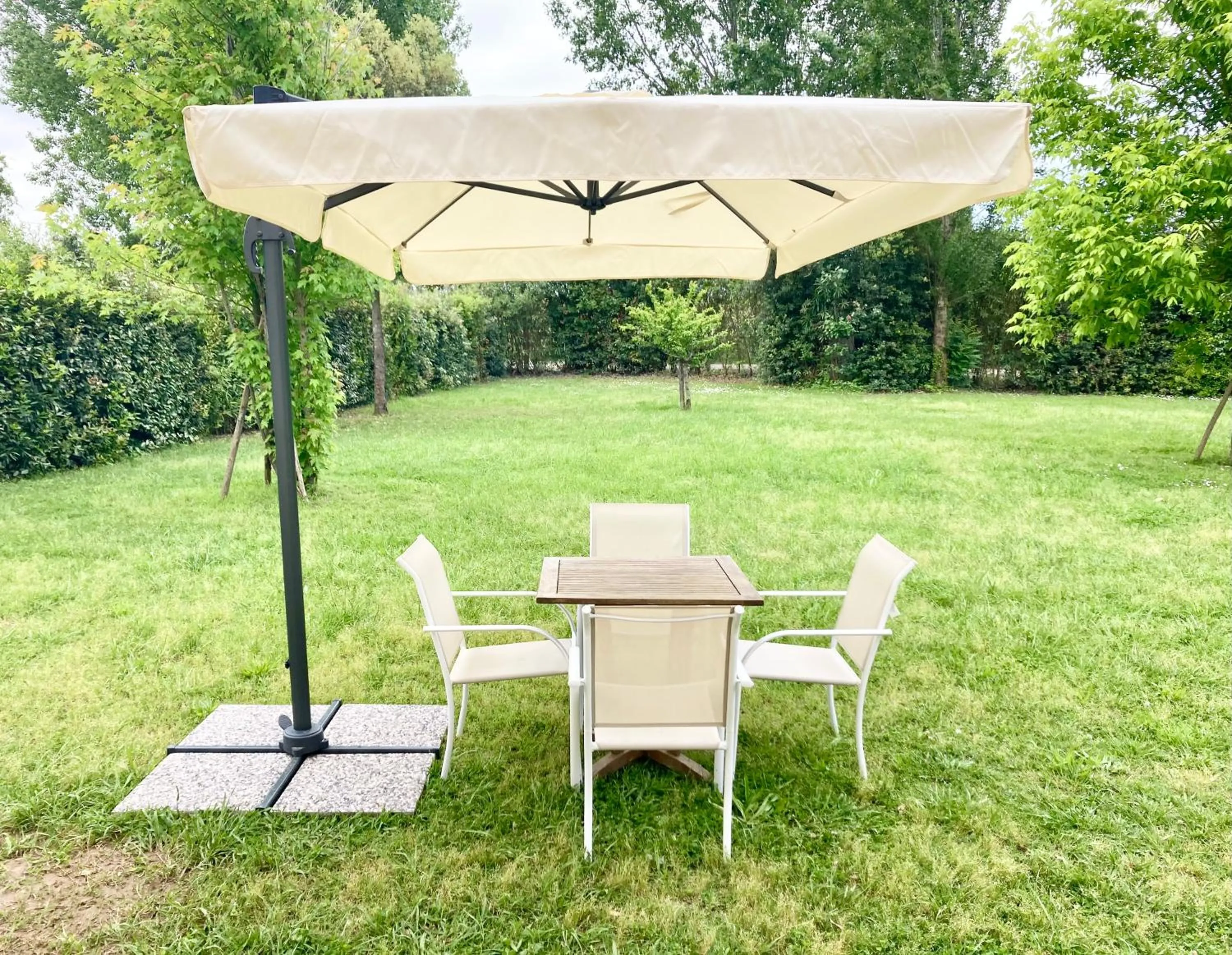 Garden in B&B Borgo di Pratavecchie