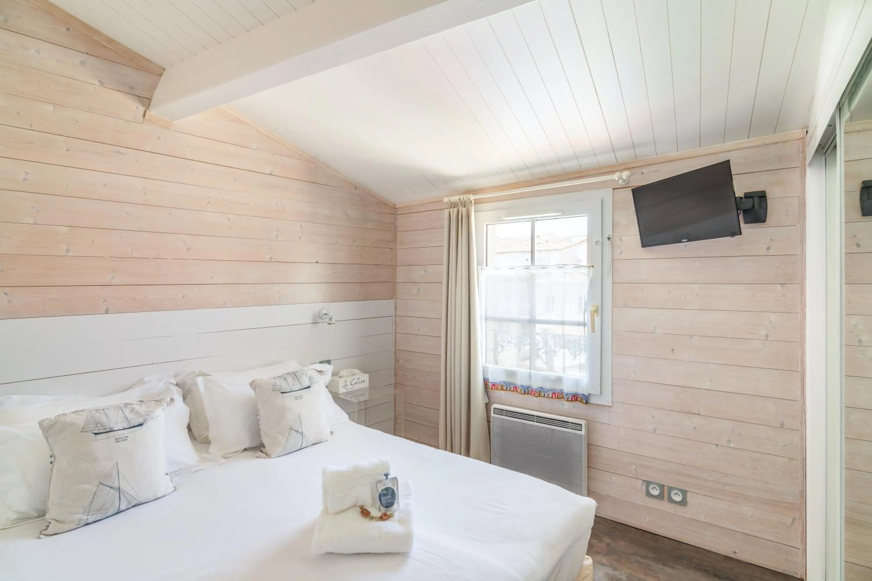 Bed in Le Clos Du GALION - Ile de Ré