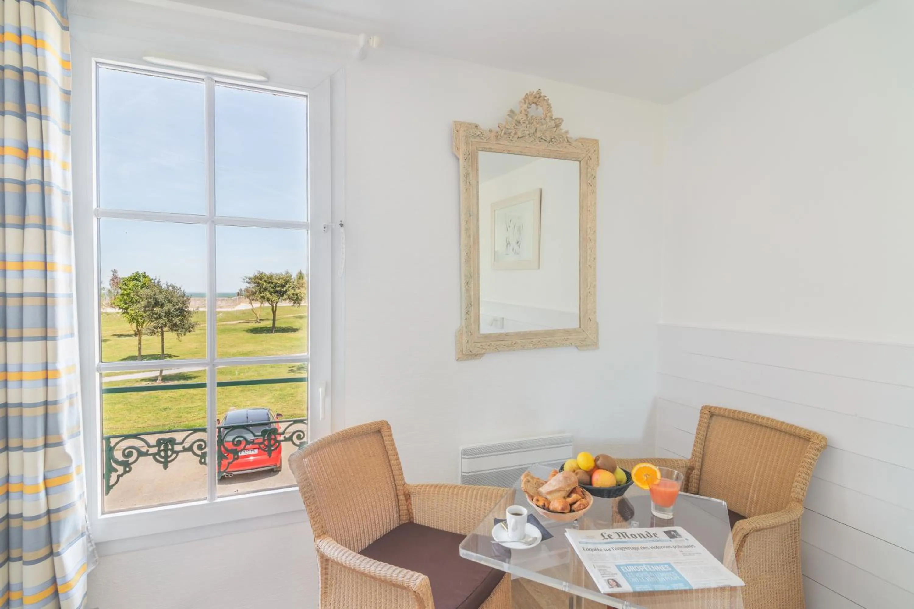 Seating area in Le Clos Du GALION - Ile de Ré