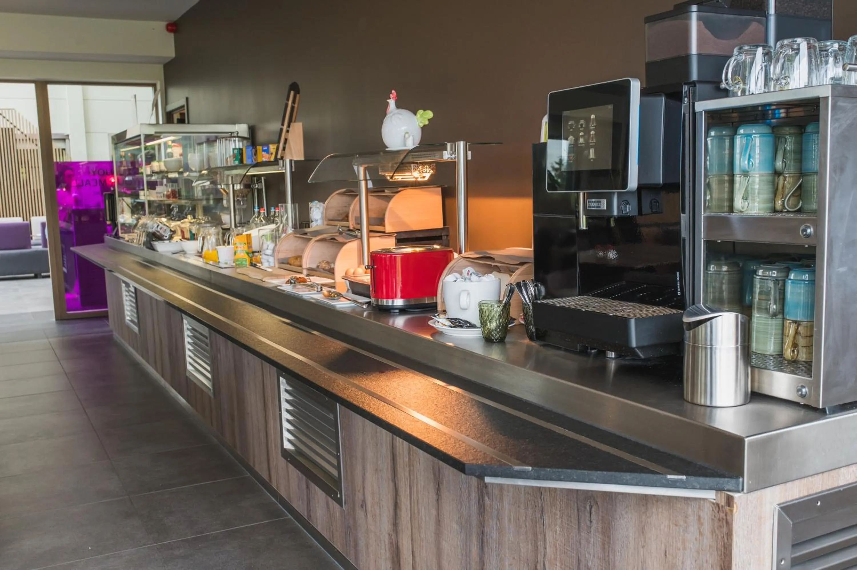 Breakfast in Mezzo Hotel & Business