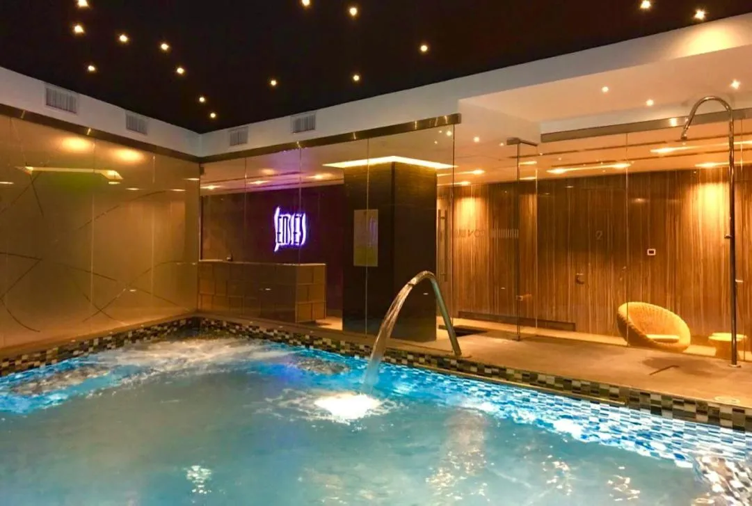 Swimming pool in Icon Hotel