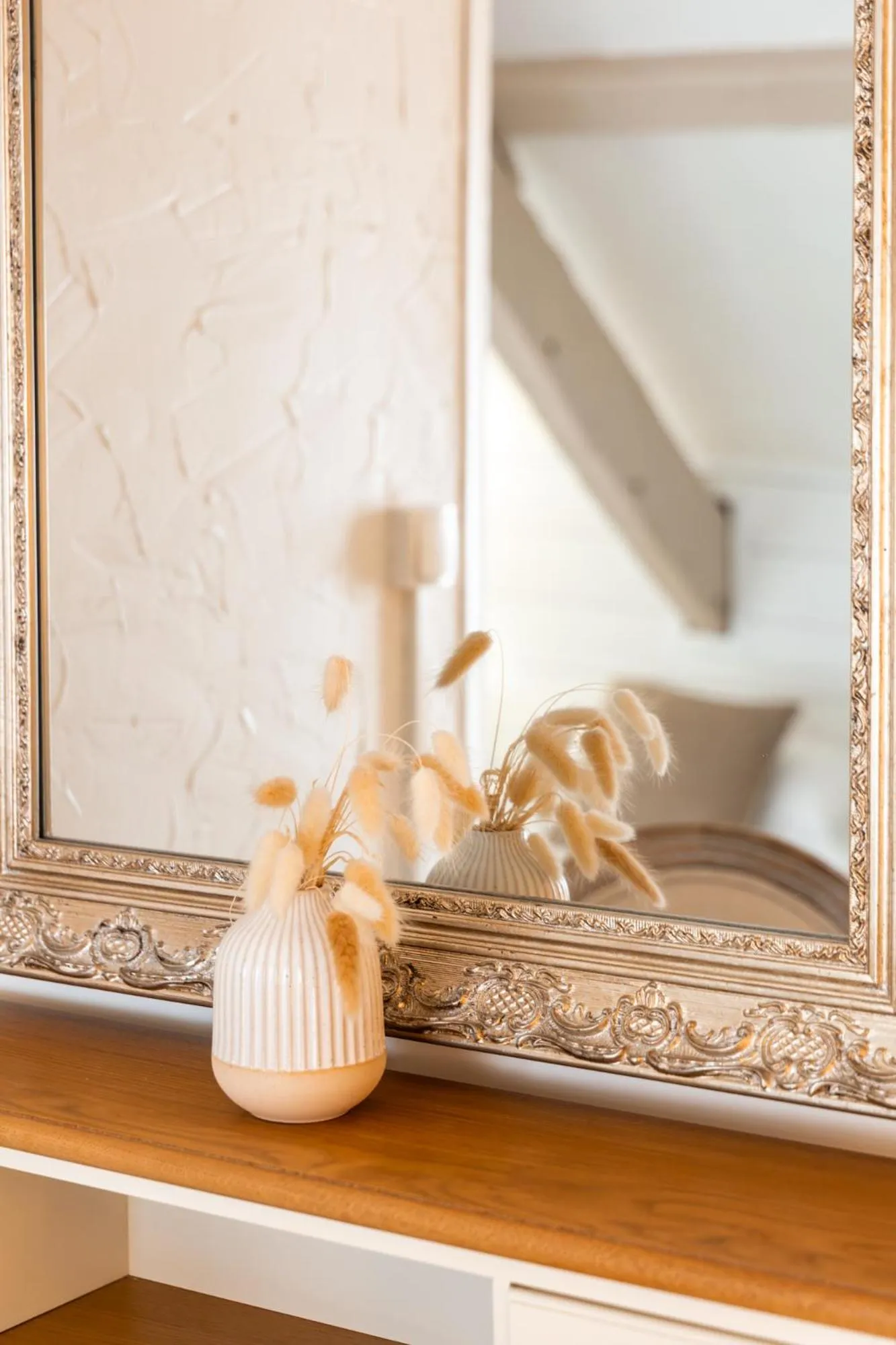 Bedroom in Demeures & Châteaux - Hôtel de la porte Saint-Malo - DINAN