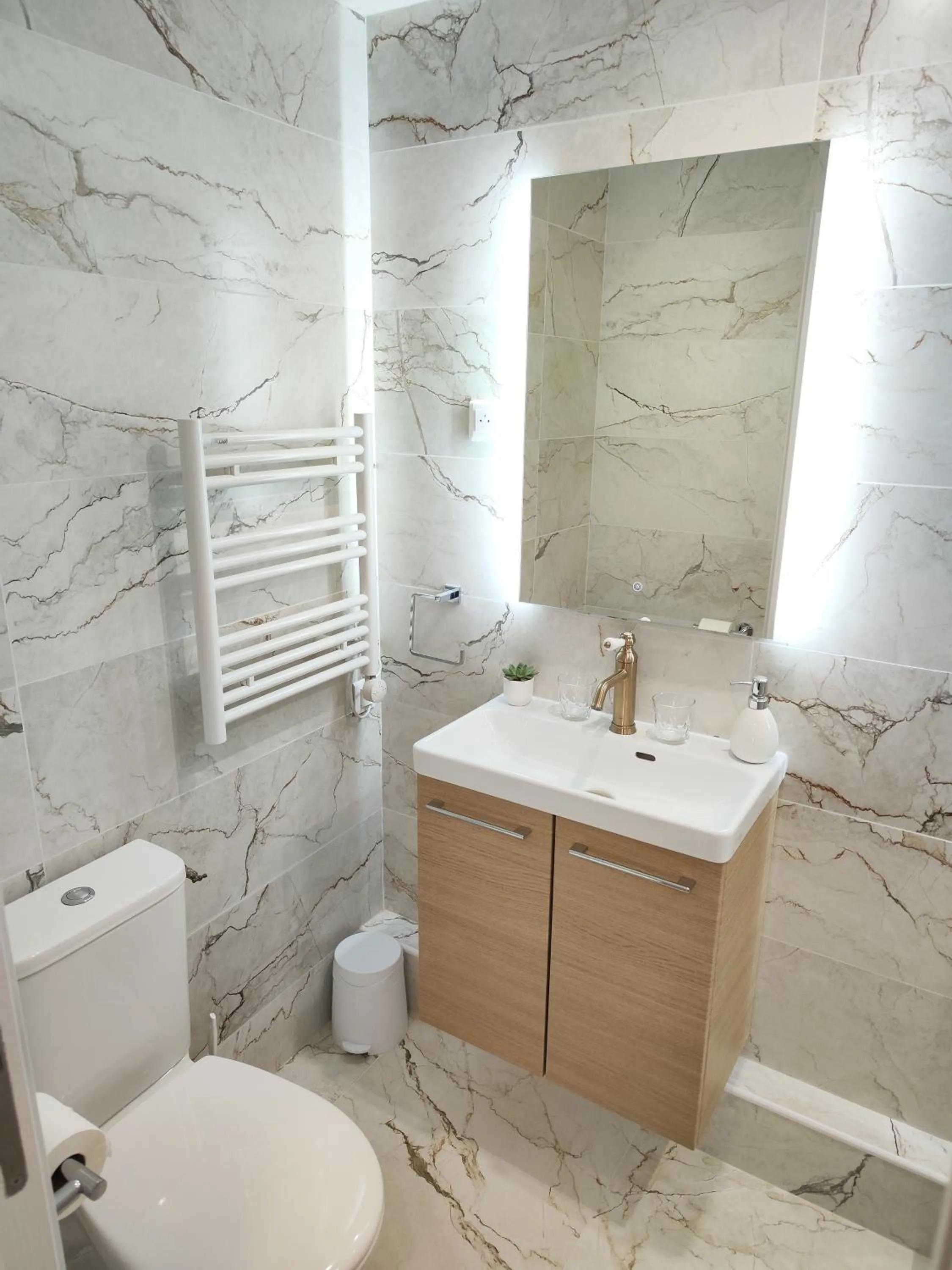 Shower in Demeures & Châteaux - Hôtel de la porte Saint-Malo - DINAN