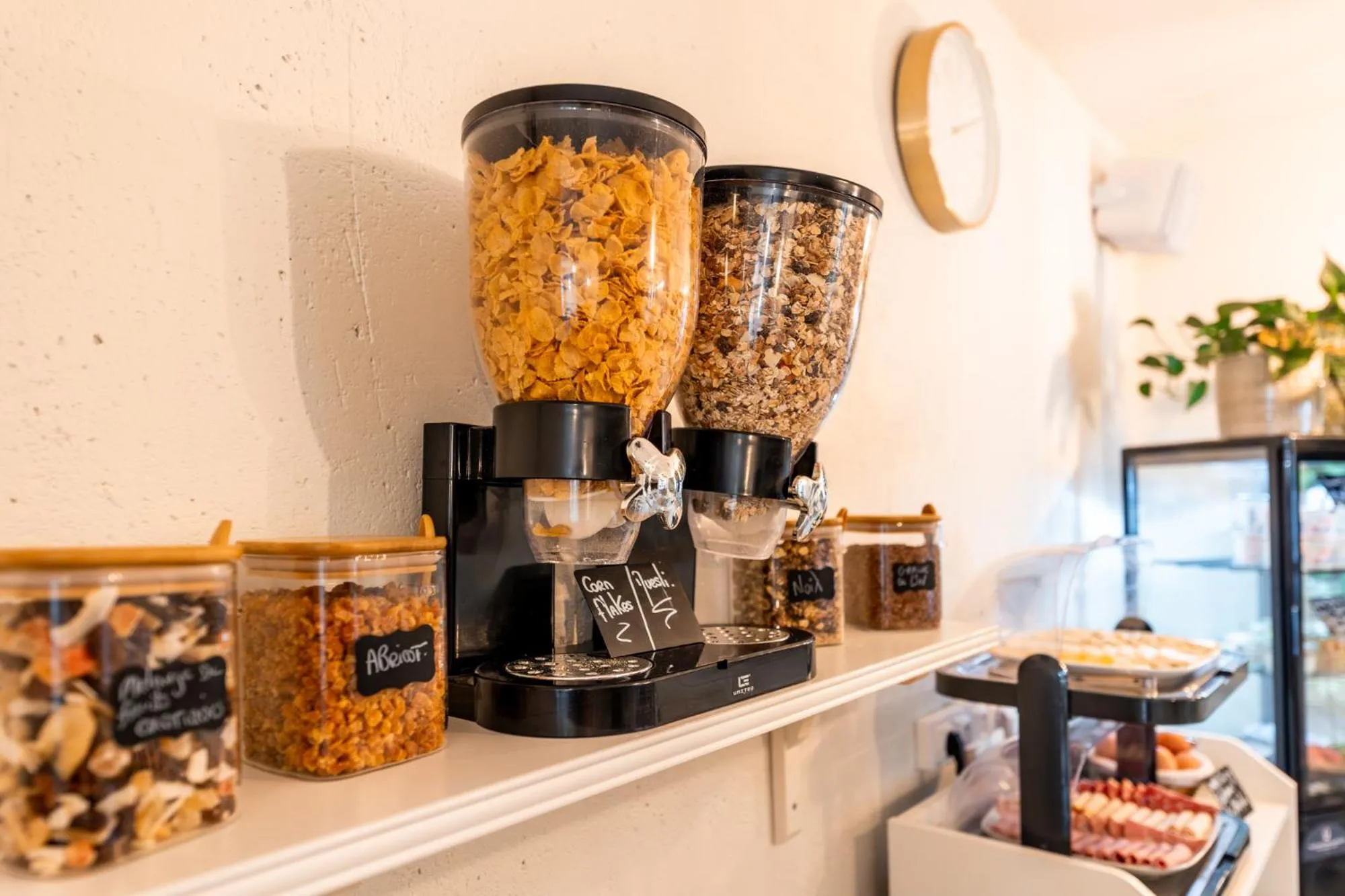 Breakfast in Demeures & Châteaux - Hôtel de la porte Saint-Malo - DINAN