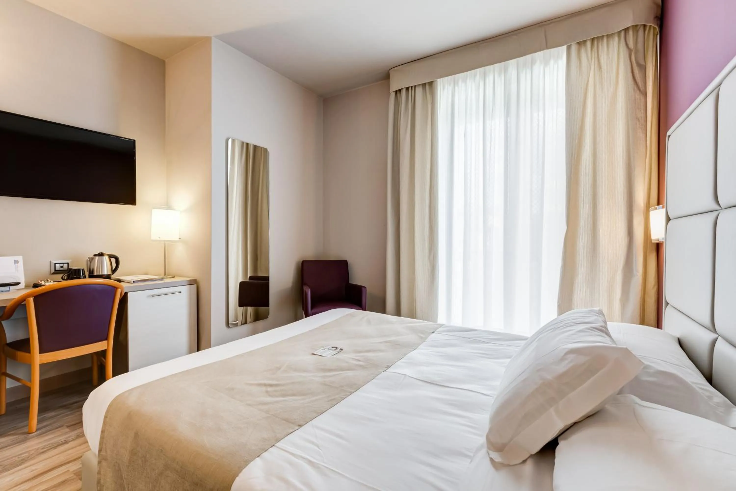 Photo of the whole room, Bed in Best Western Hotel Imperiale