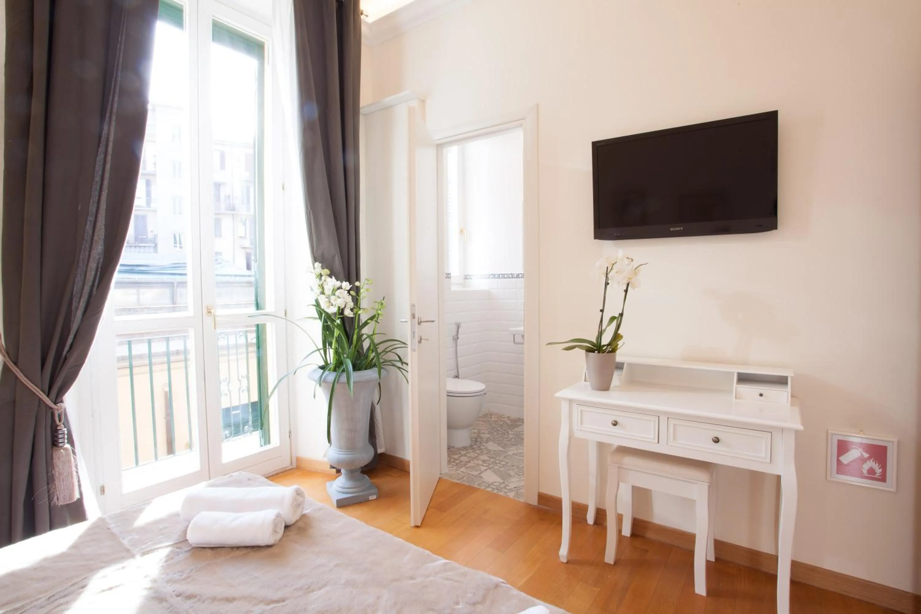 Decorative detail, Bed in InnsideRome