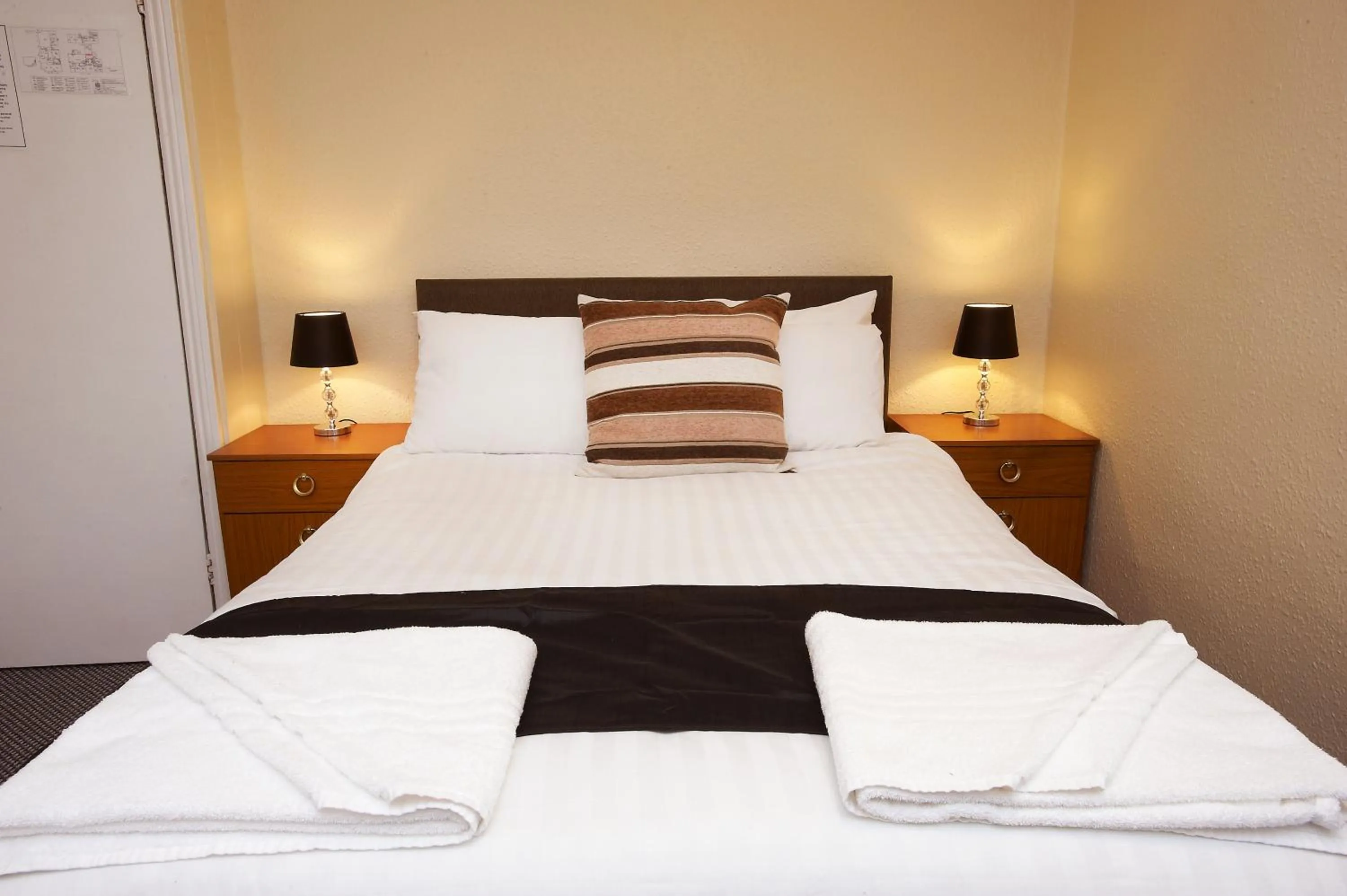 Bed in The Black Swan Inn