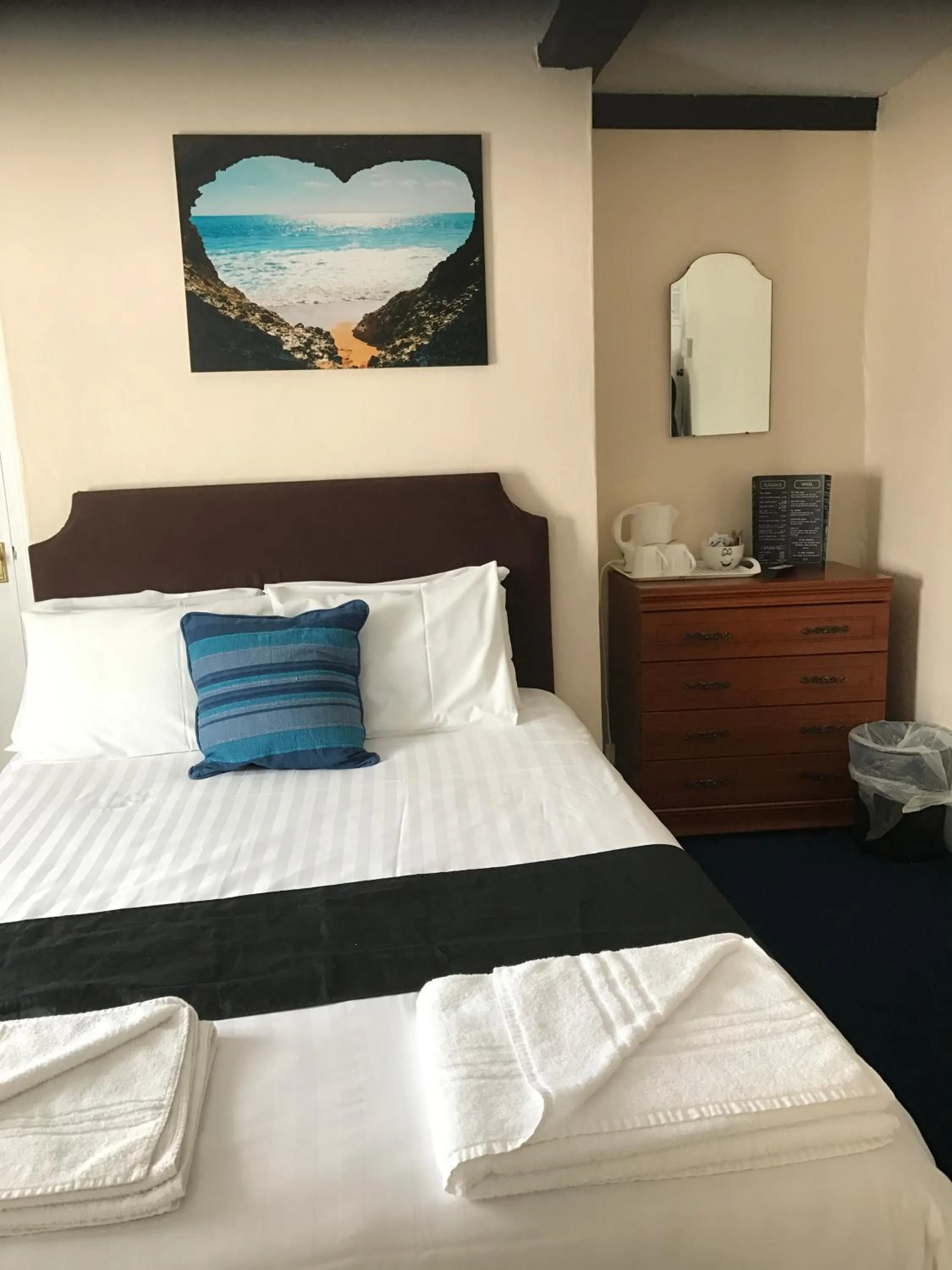 Bed in The Black Swan Inn