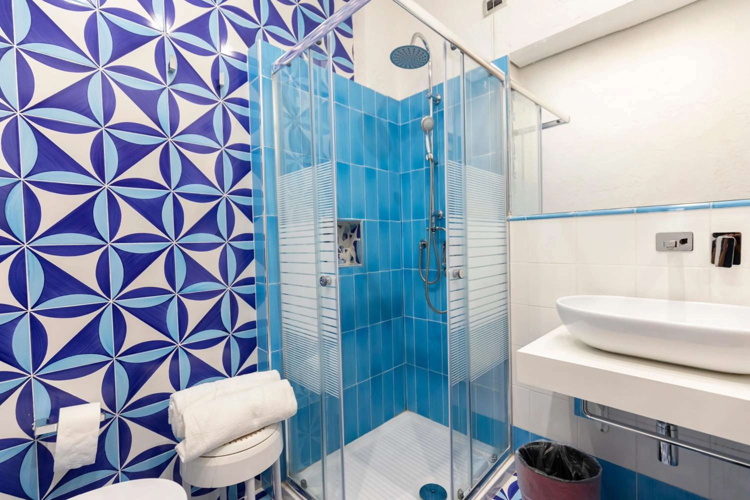 Bathroom in Grand Hotel De Rose