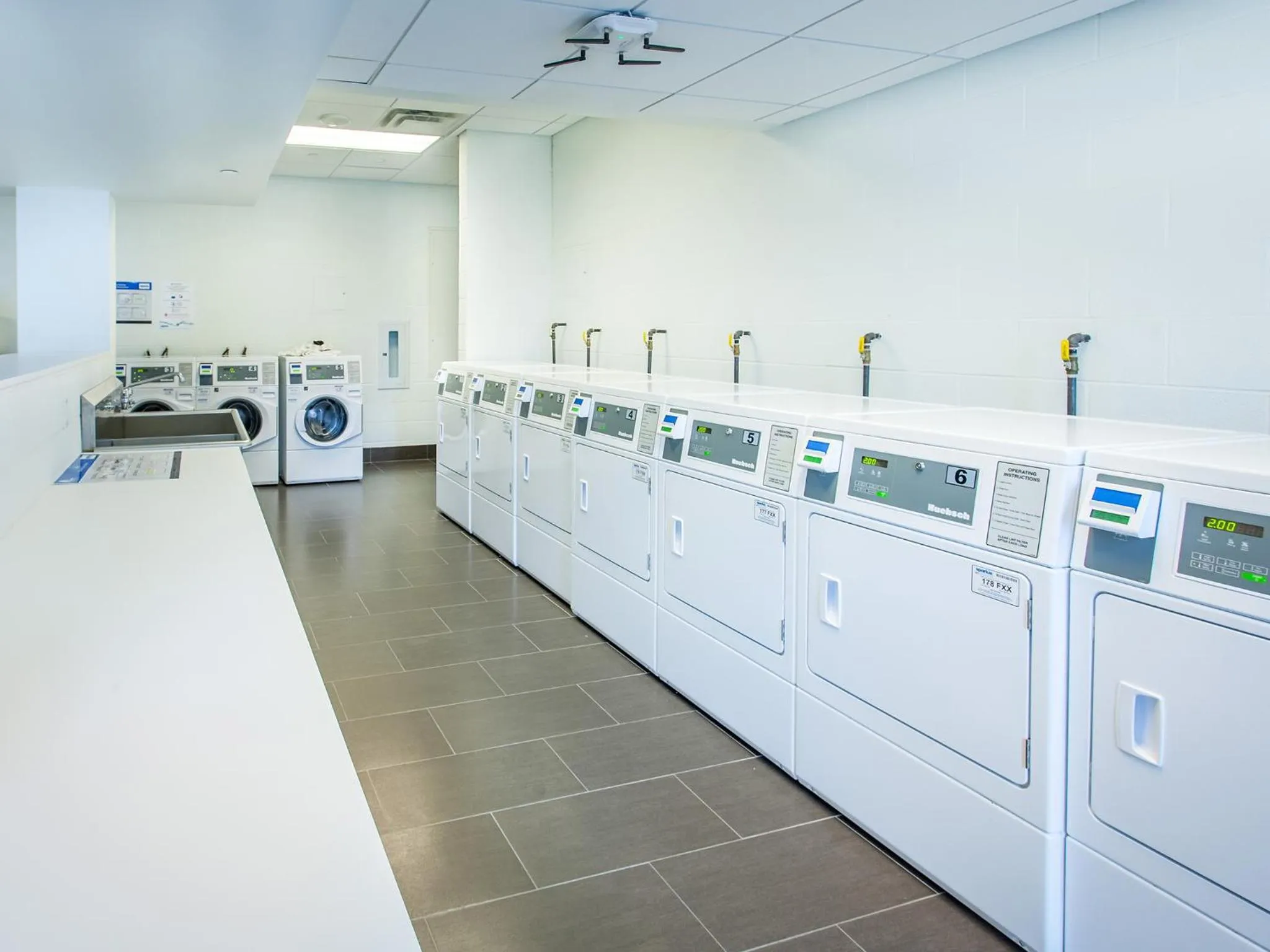 laundry in Residence & Conference Centre - Toronto Downtown
