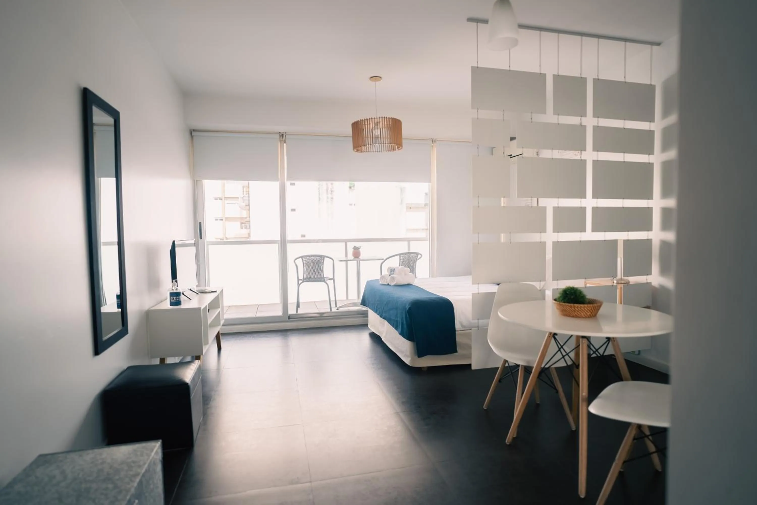 Photo of the whole room in Sucre Suites