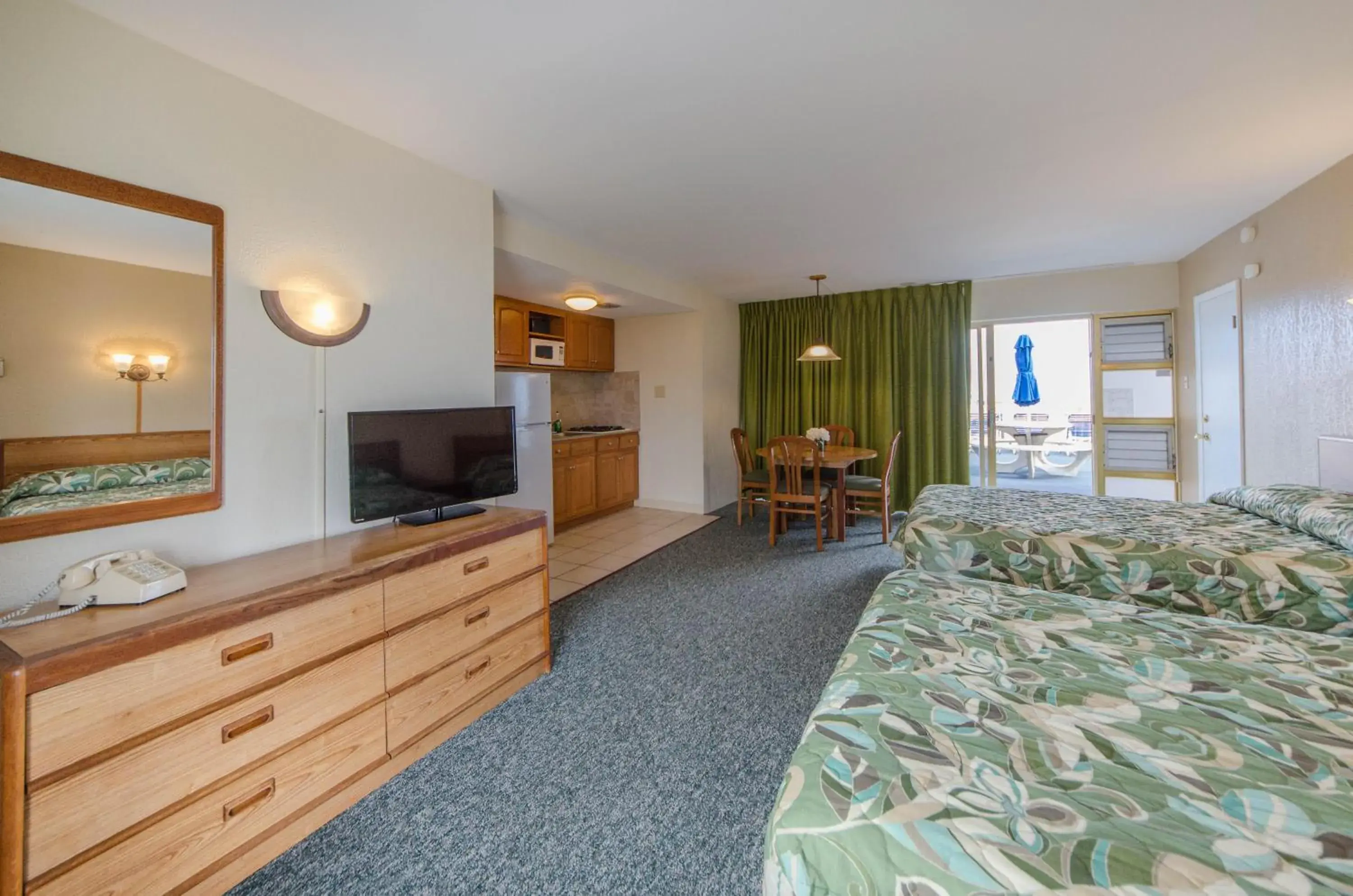 Attache Motel Attache Motel
