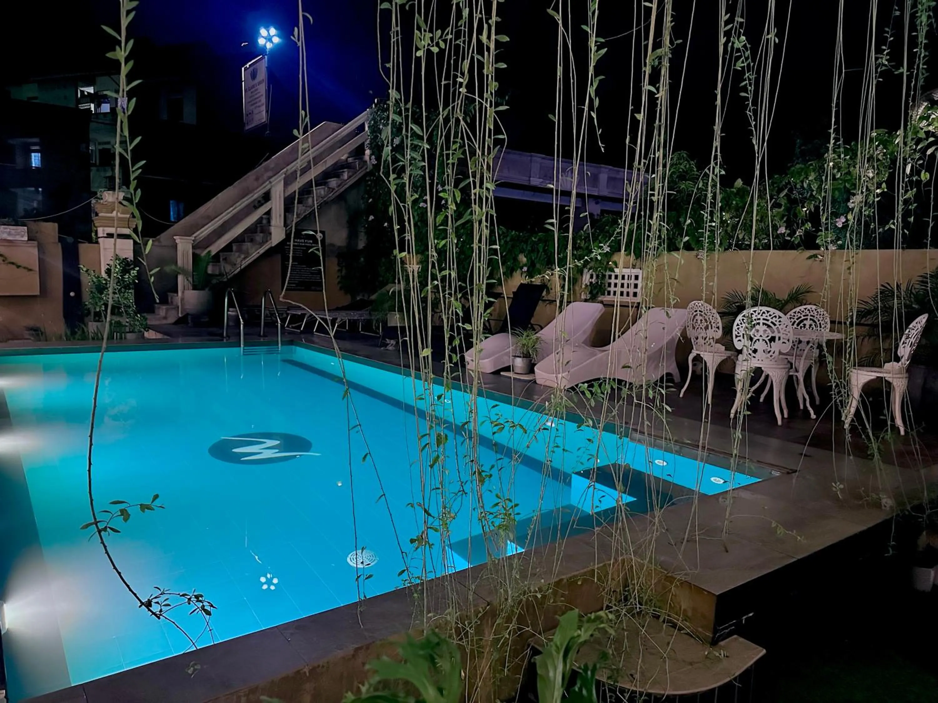 St CLAIRE'S GREEN Negombo Hotel & Hostels