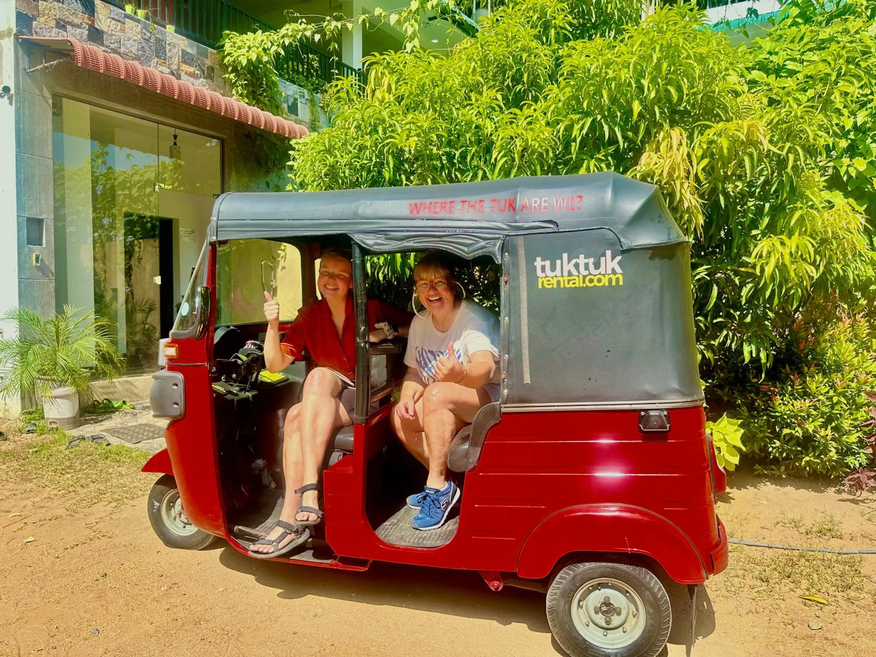 St CLAIRE'S GREEN Negombo Hotel & Hostels