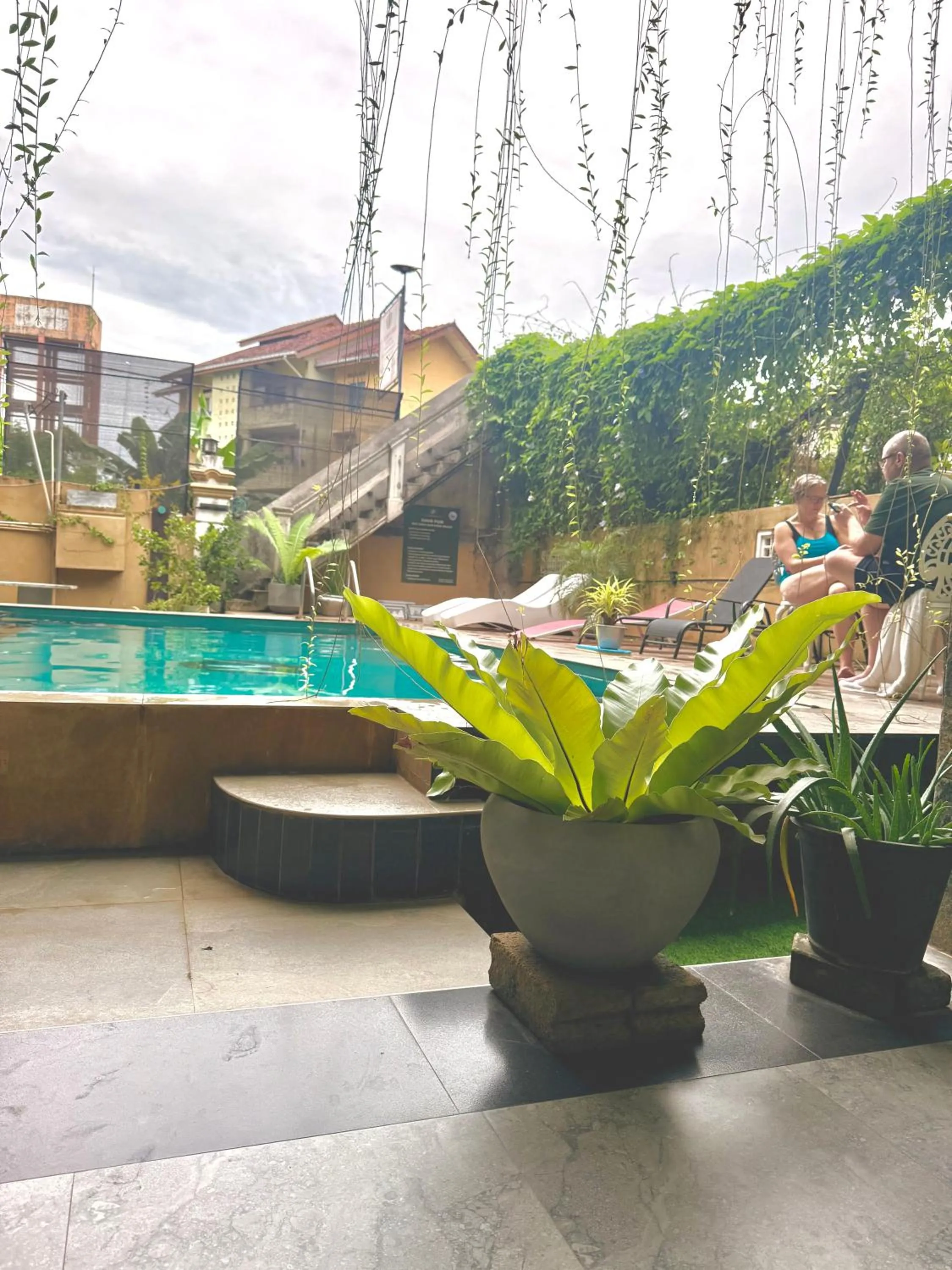 St CLAIRE'S GREEN Negombo Hotel & Hostels