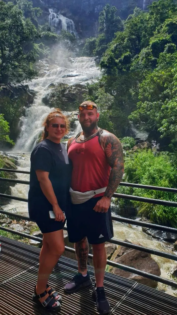 St CLAIRE'S GREEN Negombo Hotel & Hostels