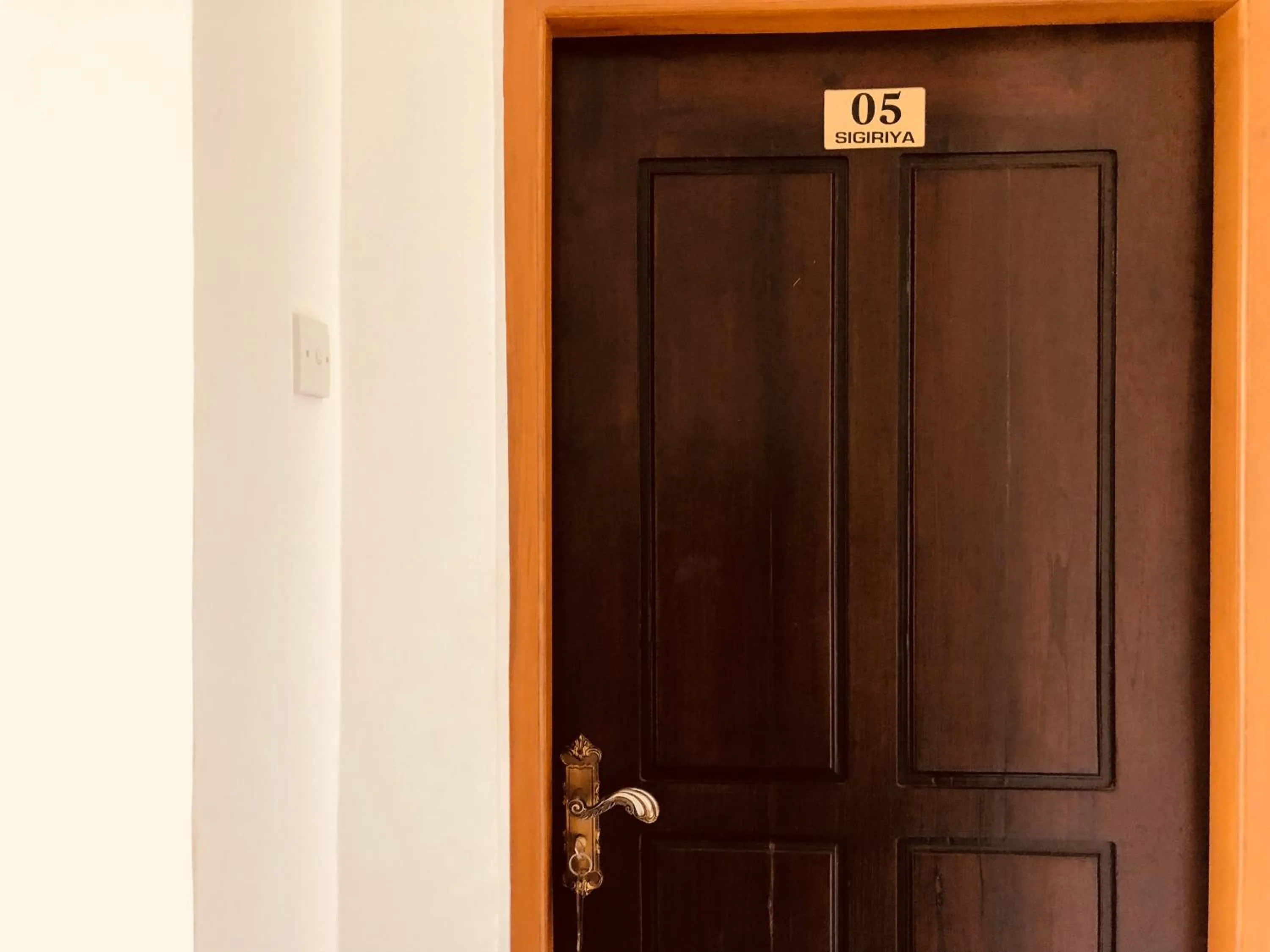 Logo/Certificate/Sign in St CLAIRE'S GREEN Negombo Hotel & Hostels